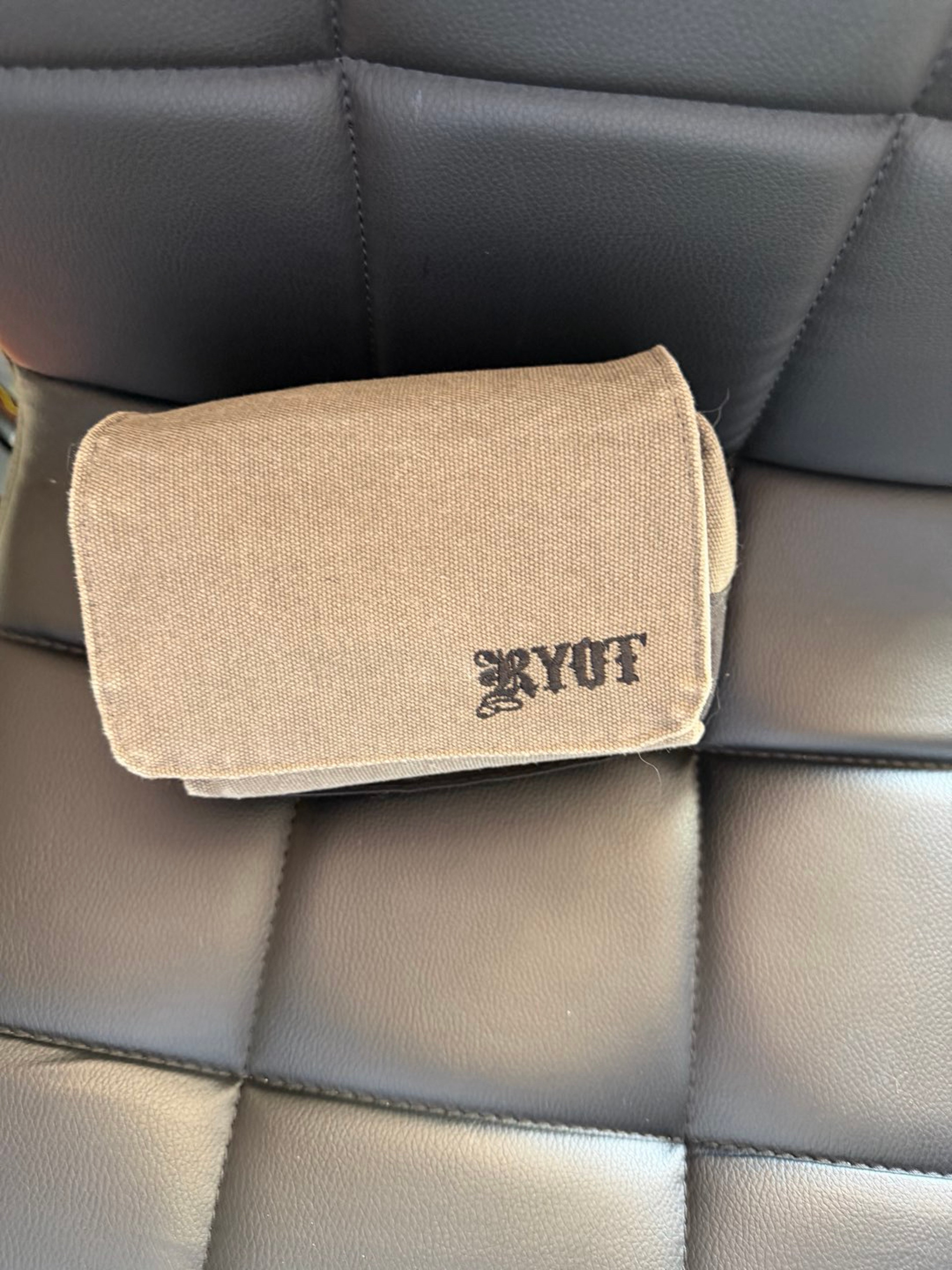 Preview pic of Ryot travel case