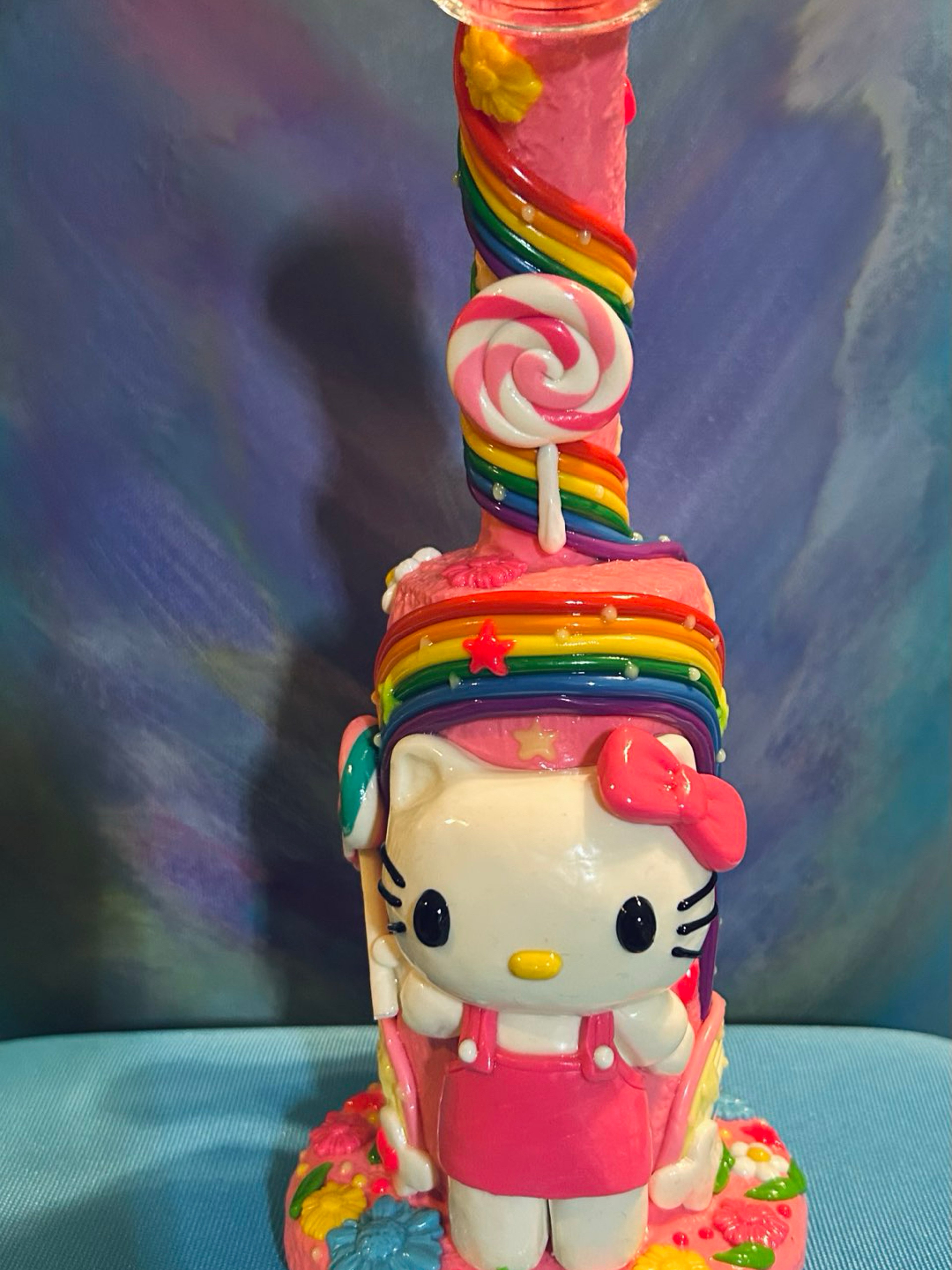 Hello Kitty Glass/Ceramic Water pipe image 0