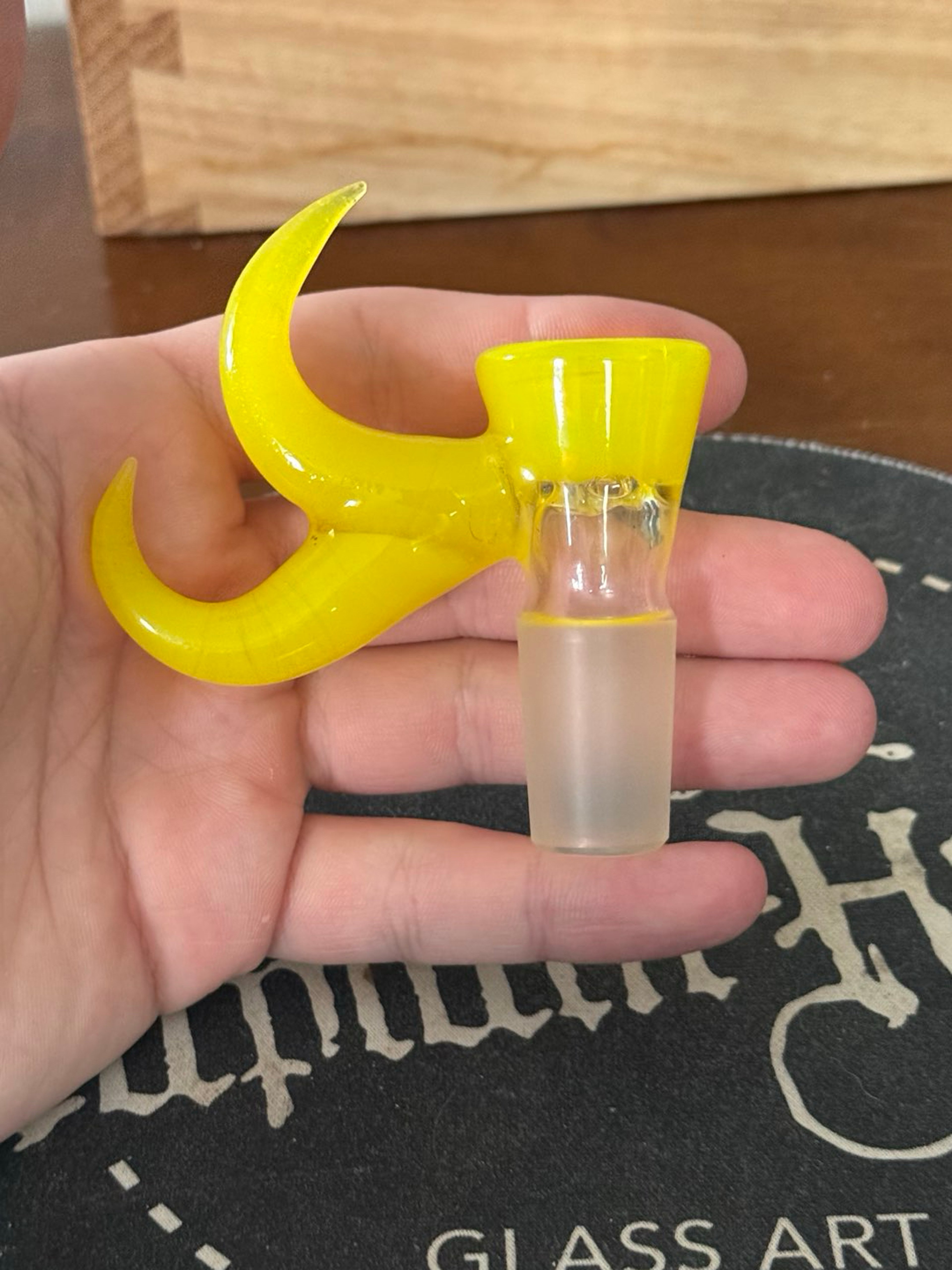 Preview pic of Gump Glass Slide