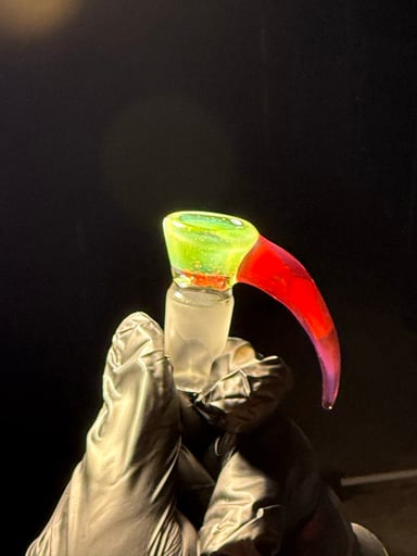 Preview pic of 18mm Slyme and Telemagenta 4 hole slide