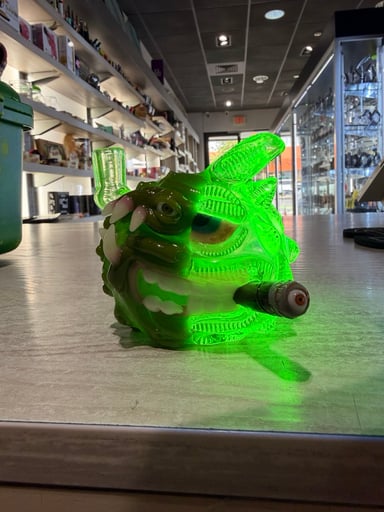 Preview pic of 1/1 Custom SALT x Glasshole Mike Wazowski Concept Collab – Illuminati Glass
