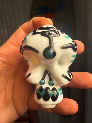 Preview pic of Ryno sugar skull dry 2011