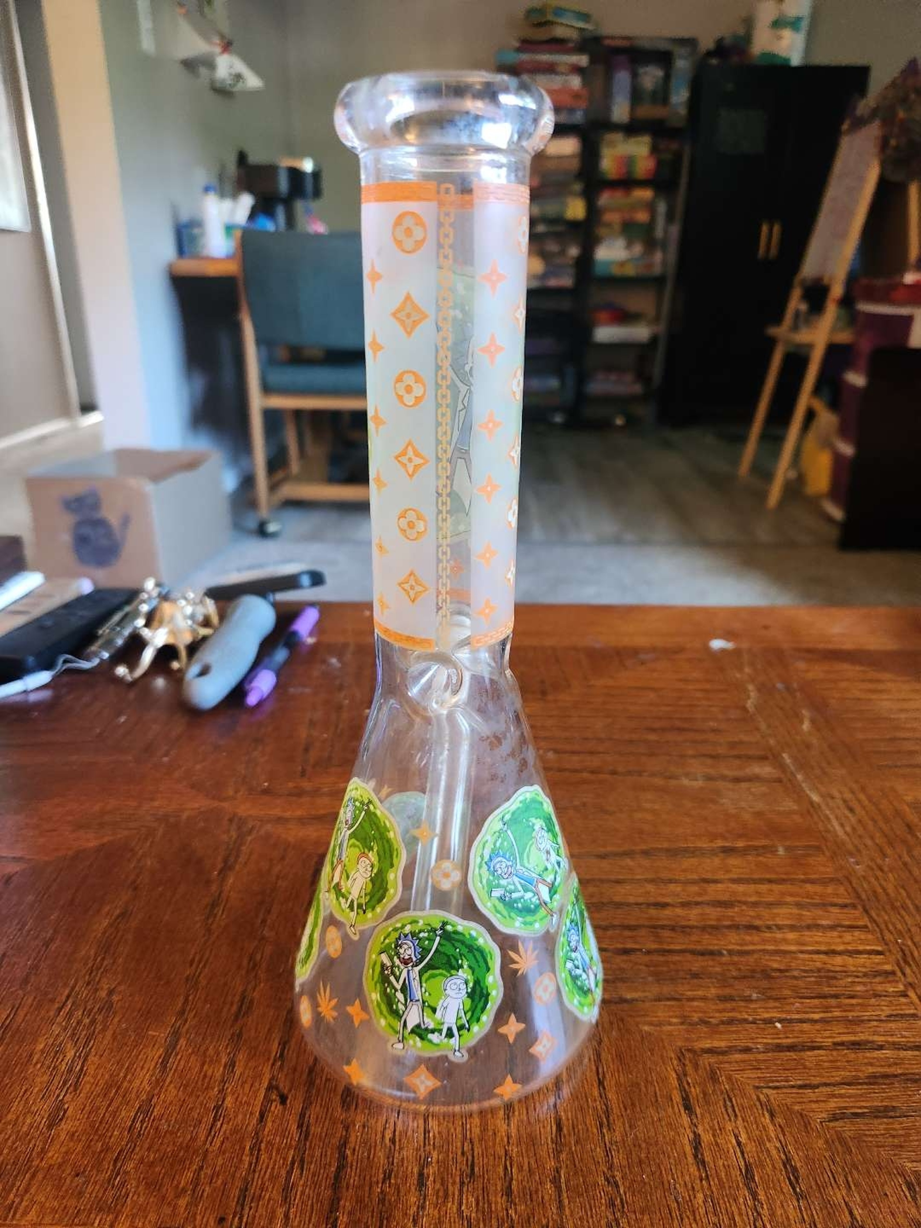 Preview pic of Rick And Morty Bong