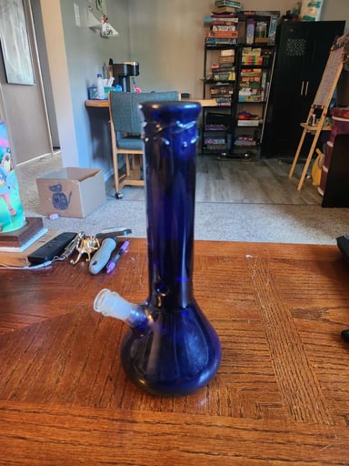 Preview pic of Large Blue Bong and Slide