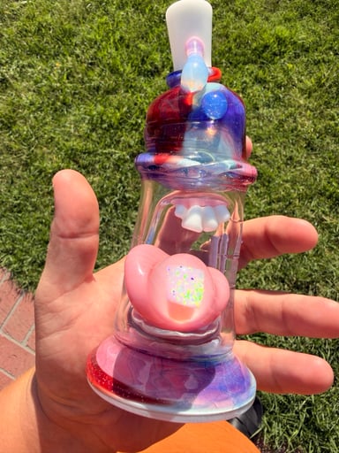 Preview pic of Glasshole x Scomo Collab Signature Spray Can Rig – Crushed Opal