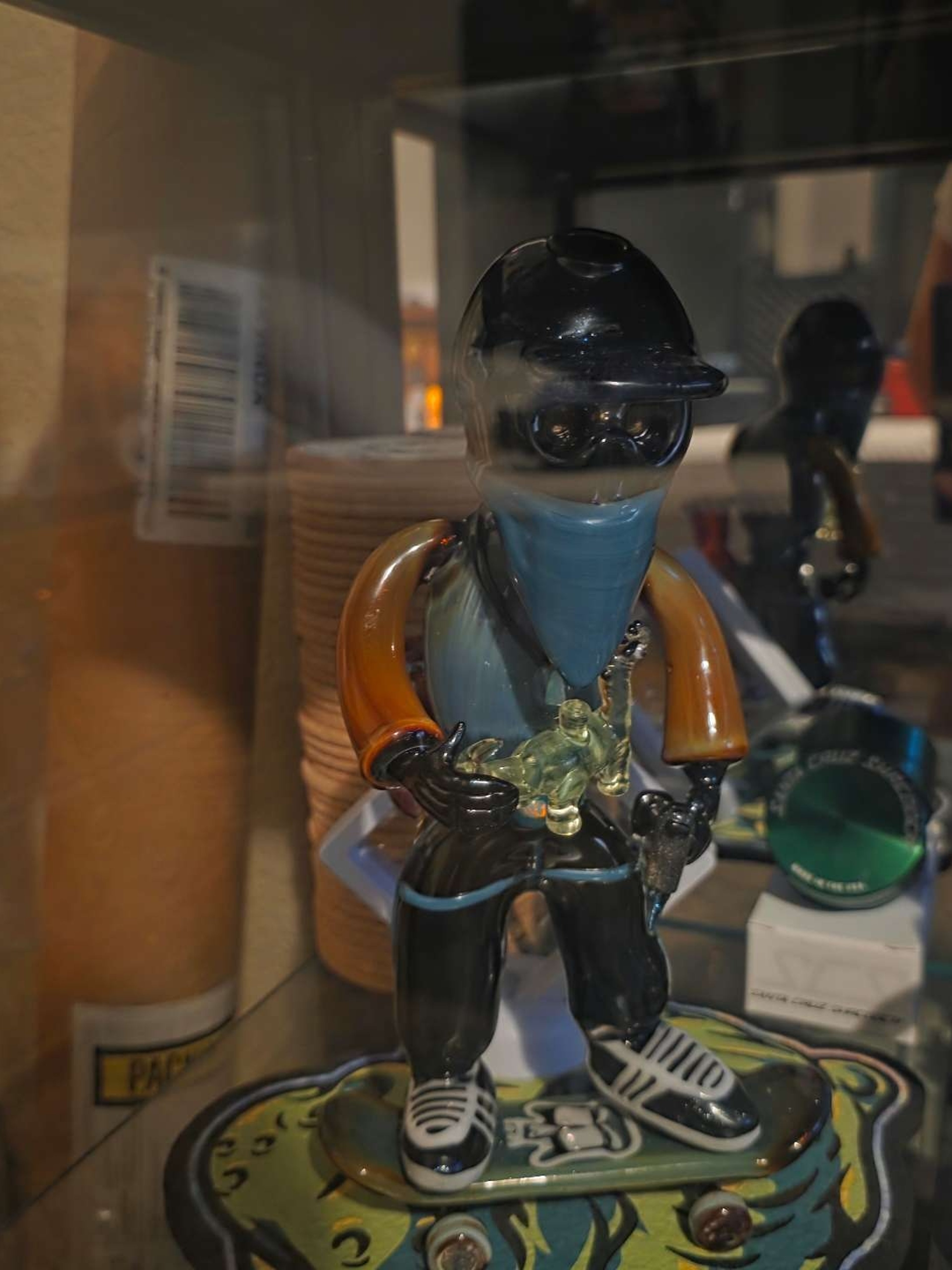 Preview pic of Carsten glass dabbing skater boy!
