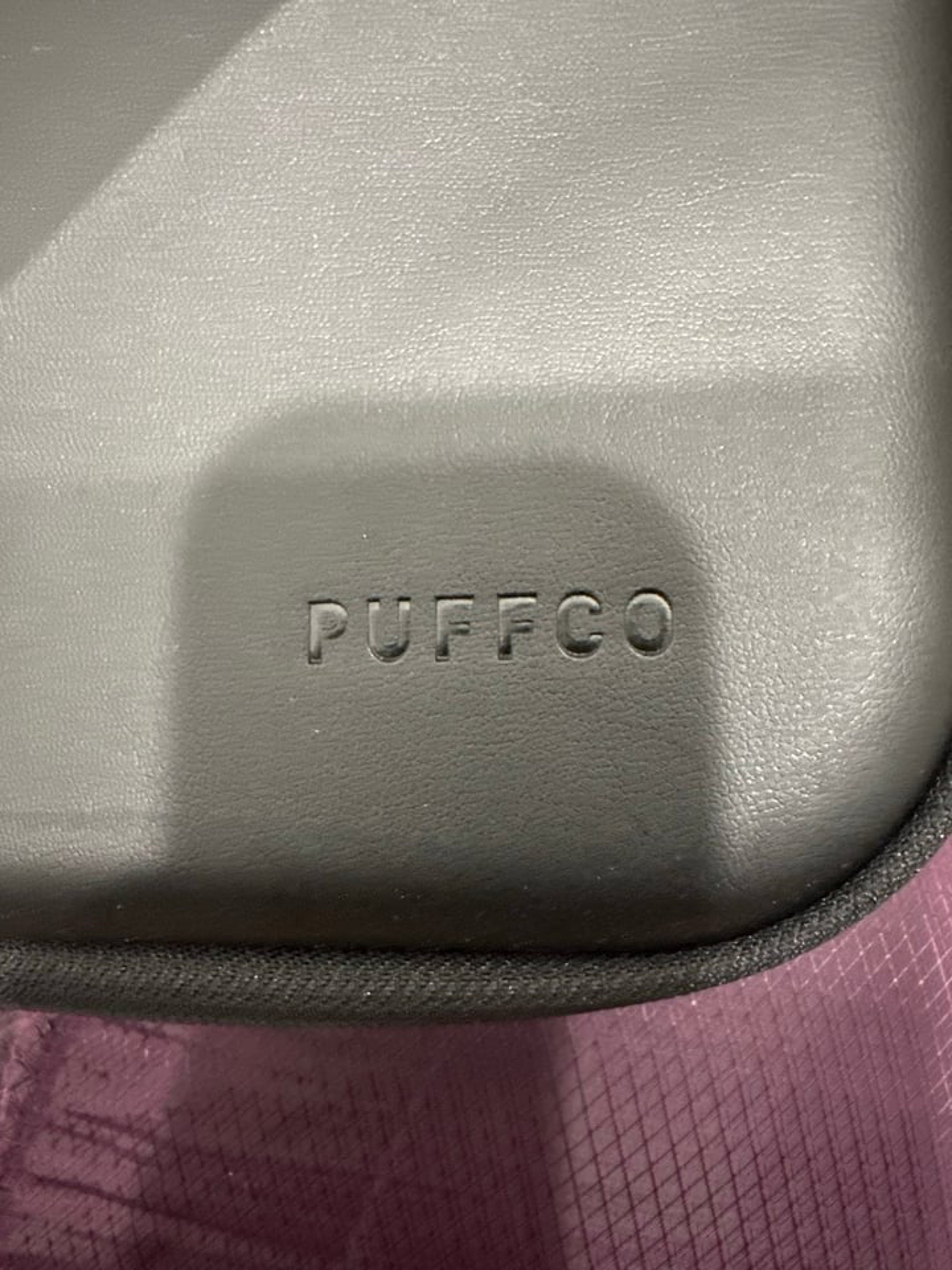 Preview pic of Puffco Proxy v1 with case