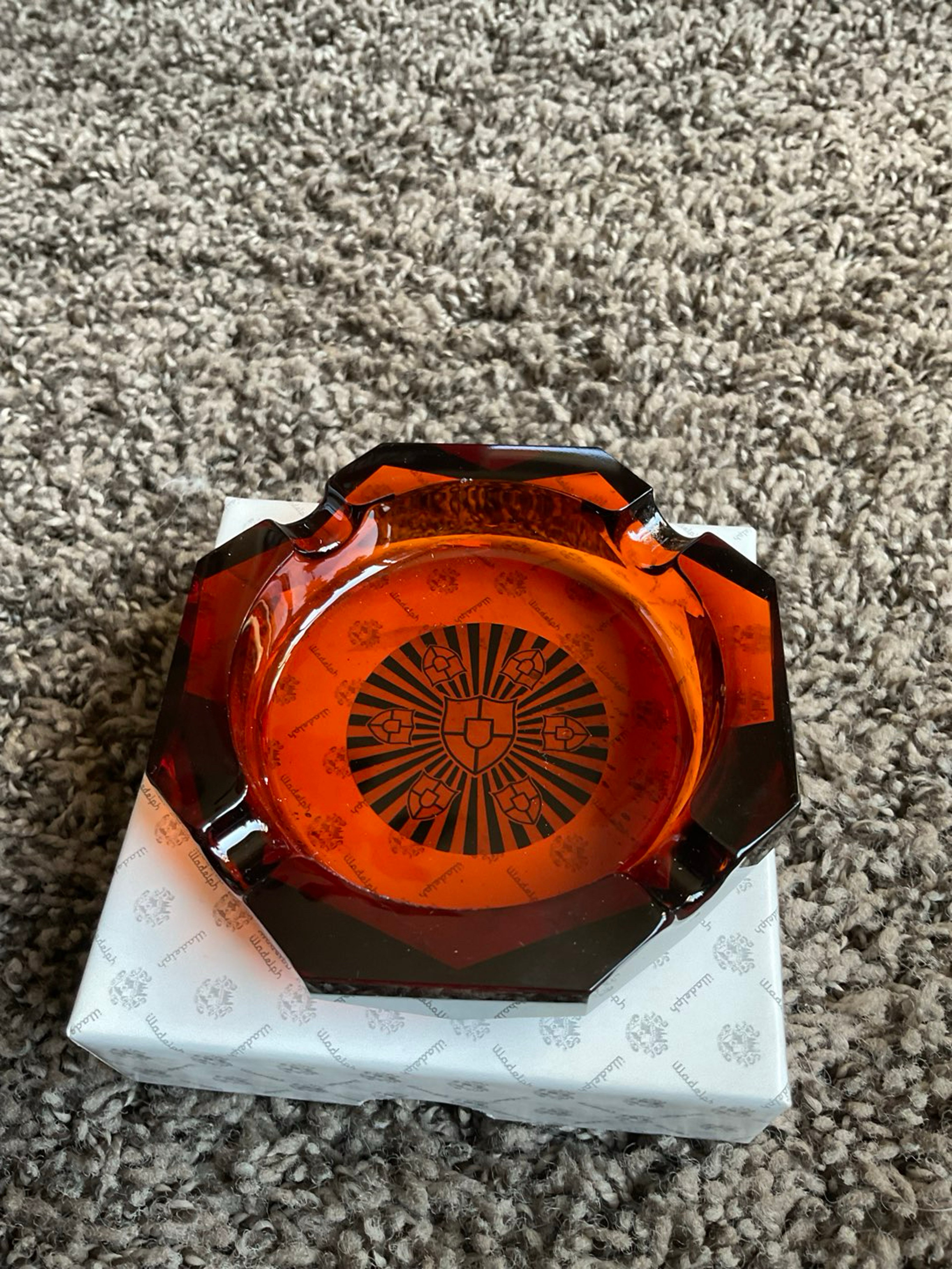 Preview pic of Illadelph Amber Faceted Ash Tray Yellow Label