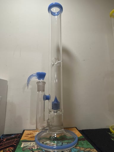 Preview pic of 2K Glass Art Inverted 3 250$