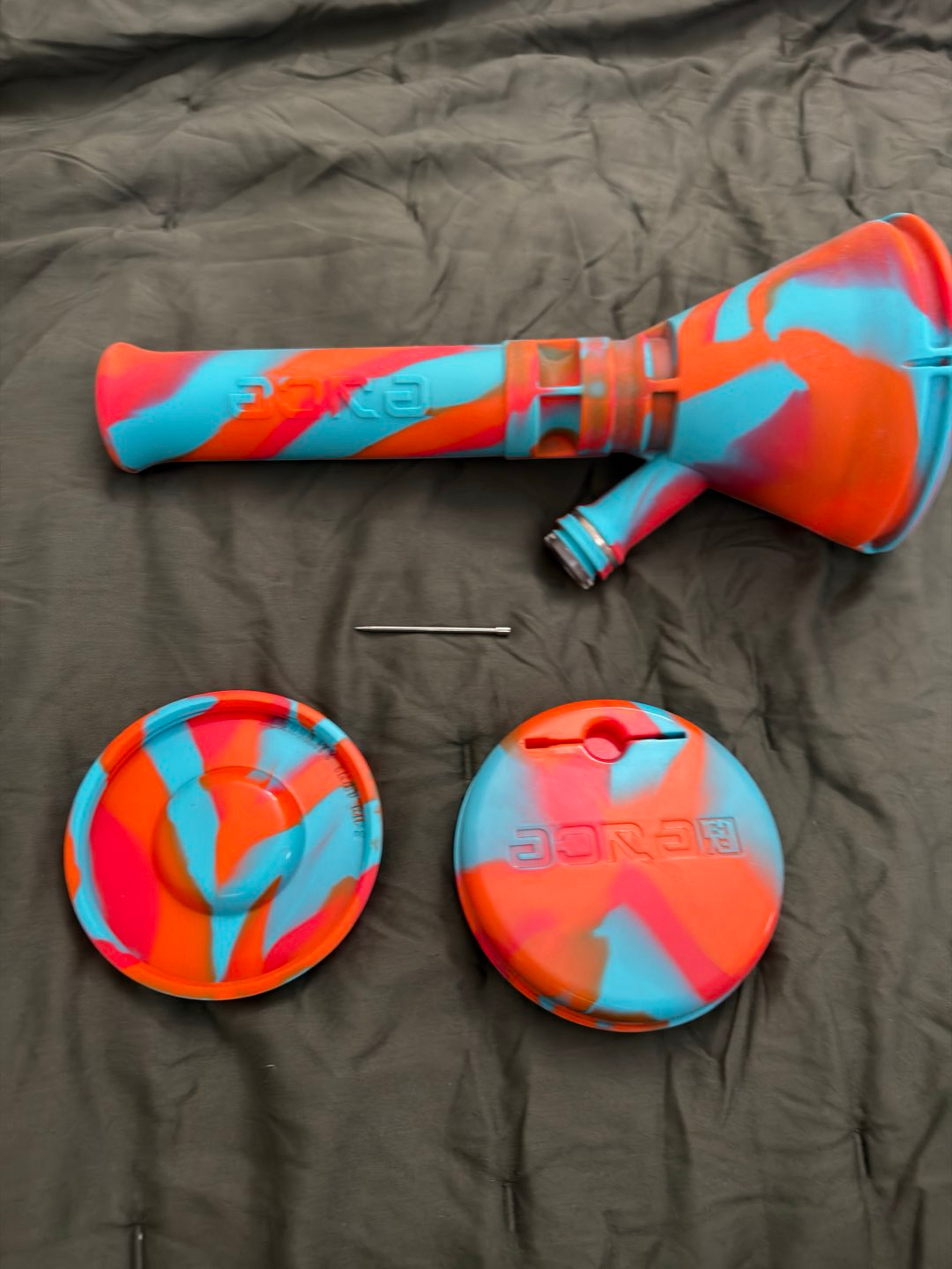 Eyce Silicone Beaker Water Pipe - Teal & Orange Swirl image 0
