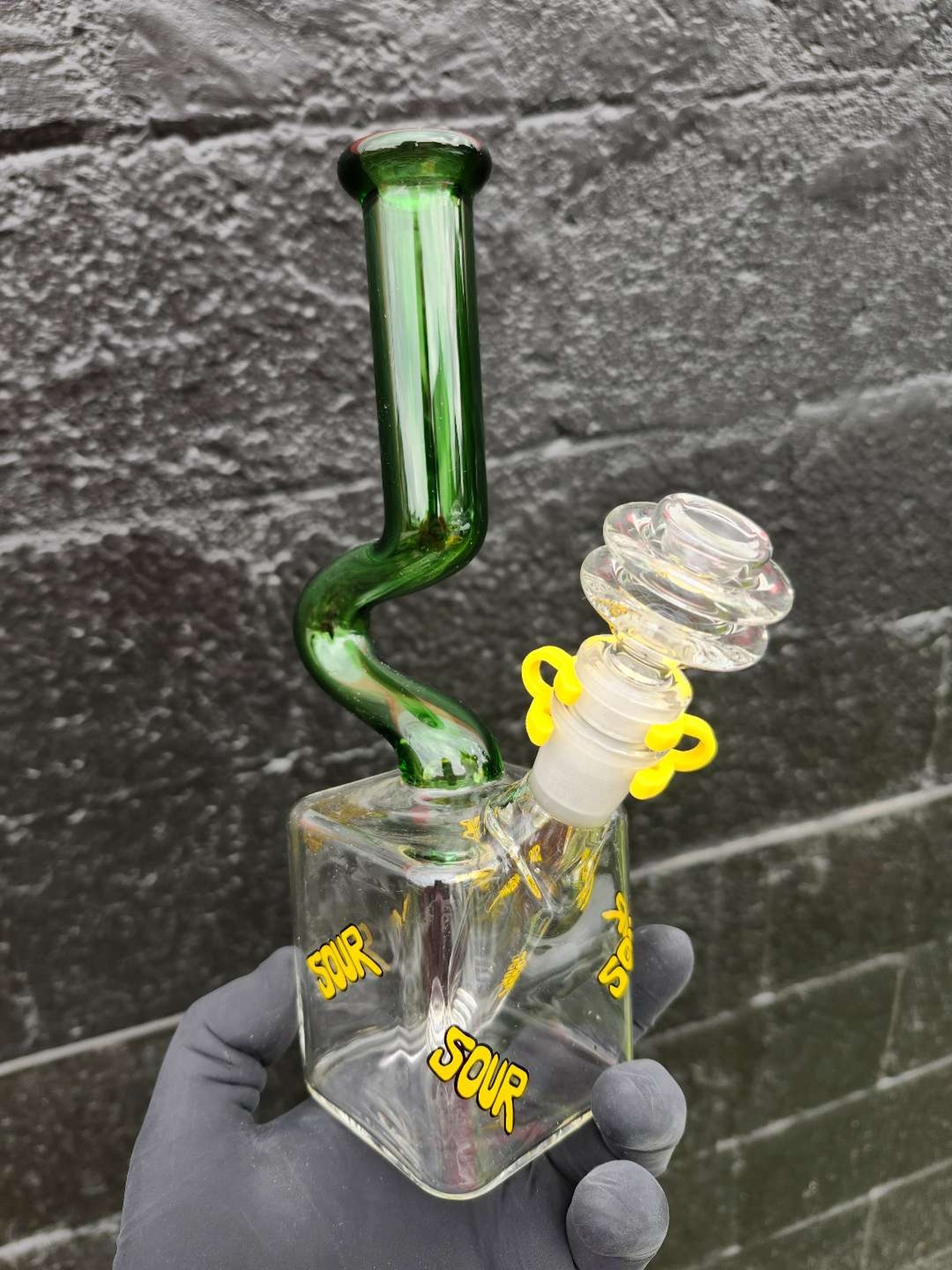 Preview pic of SOUR GLASS,  CUBE