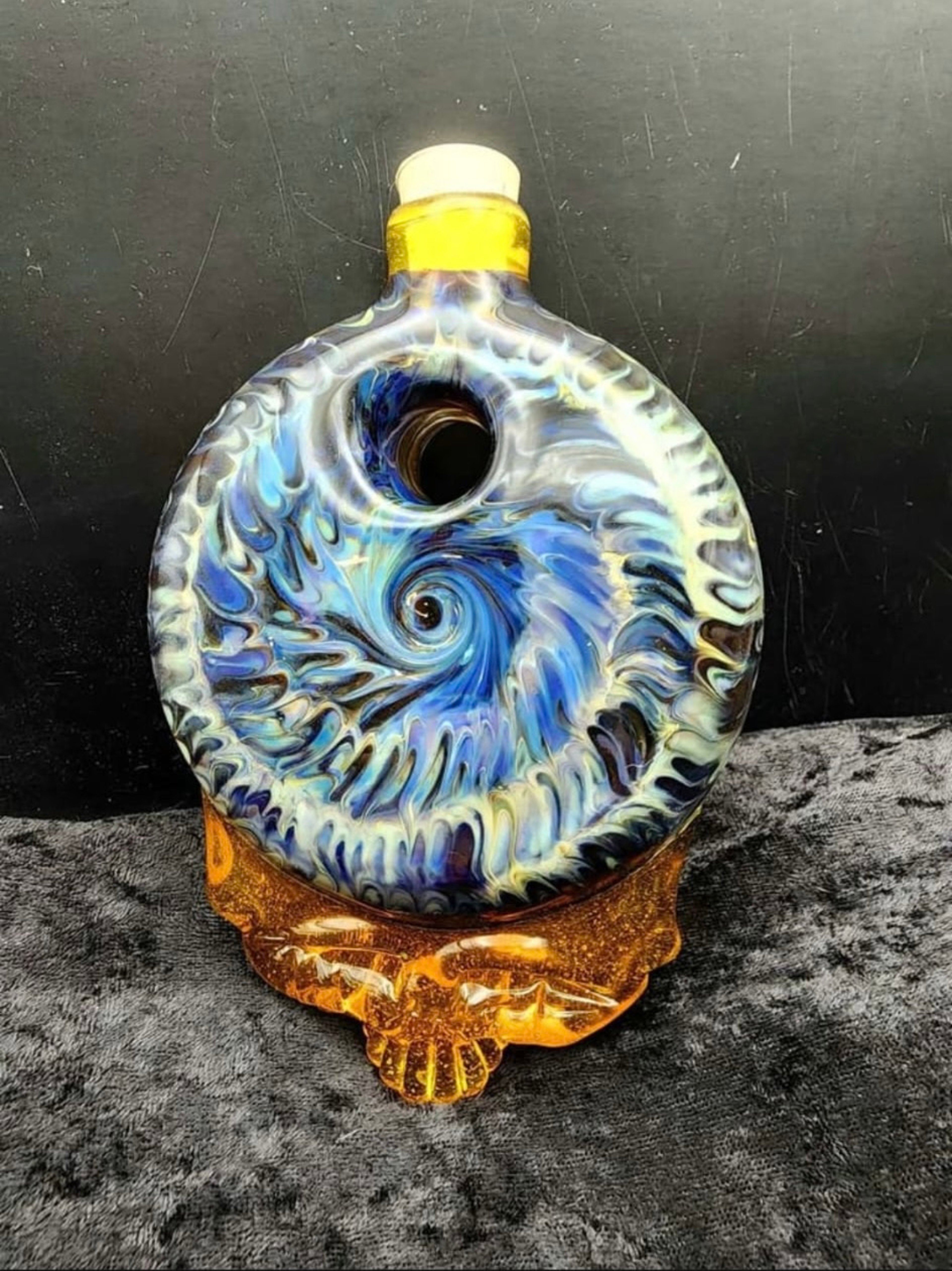 Rhythm glass flask image 0