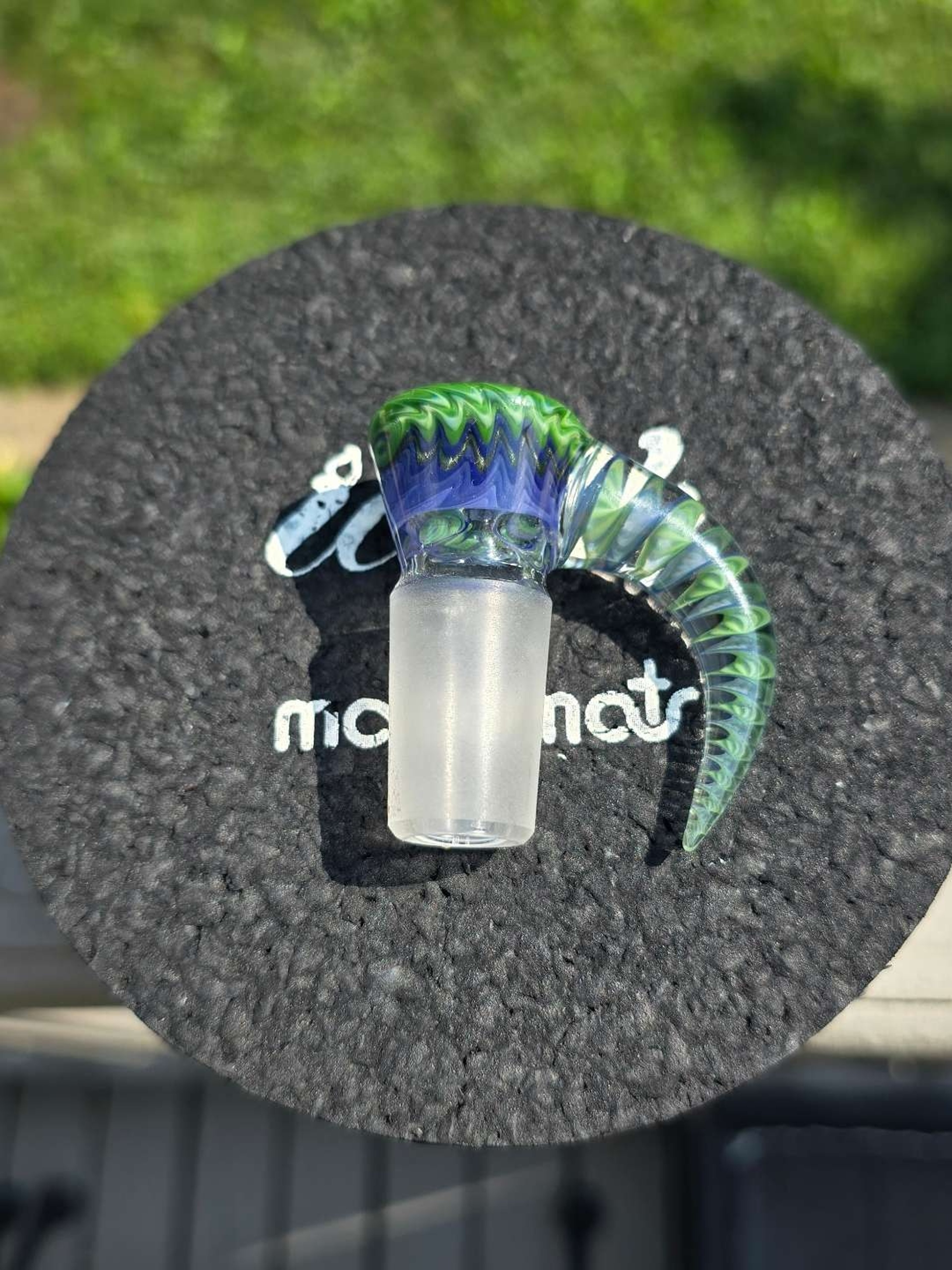 Preview pic of 18mm, 4 hole, SOV no decal.