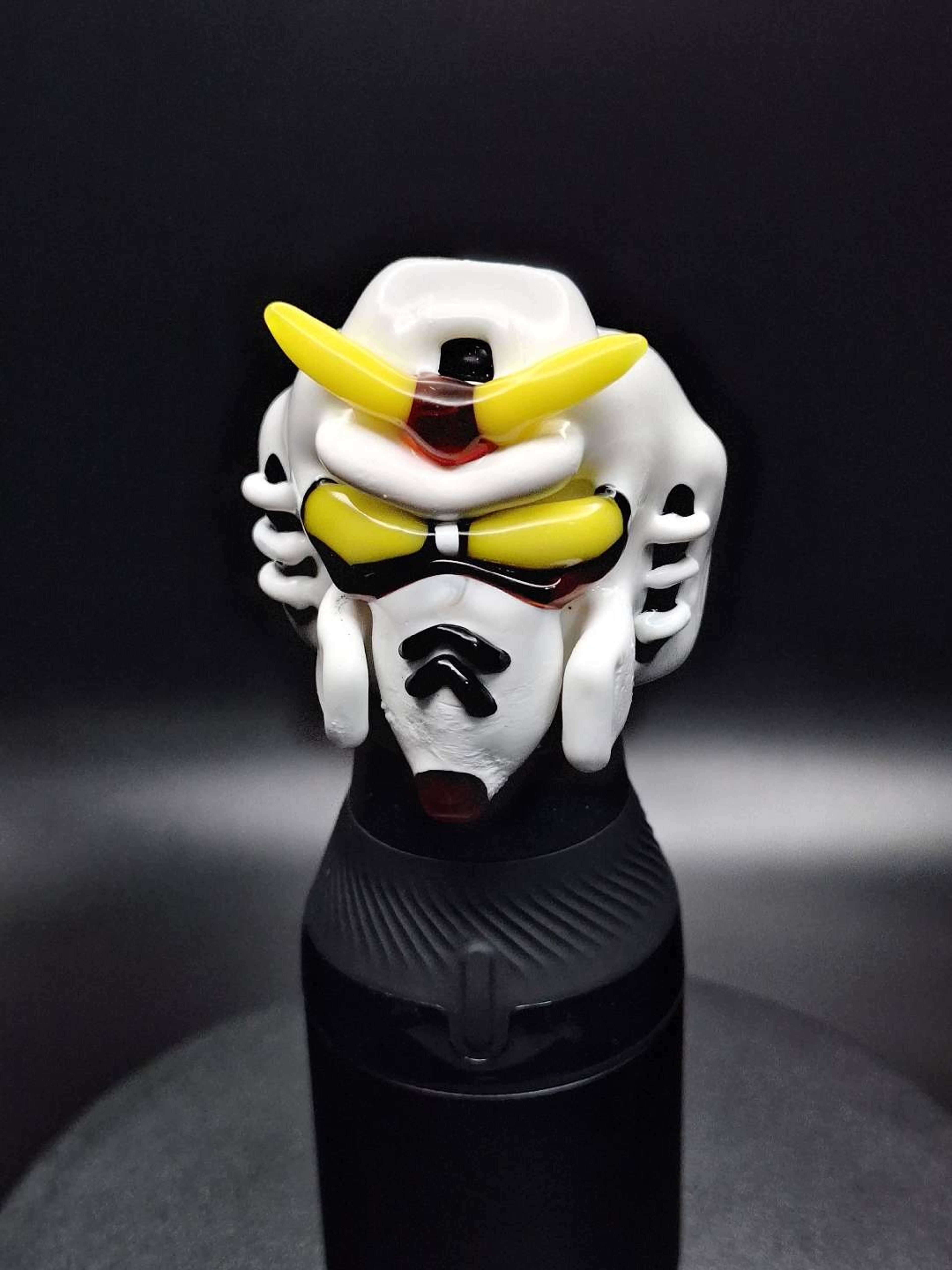 Preview pic of Gundam dry top
