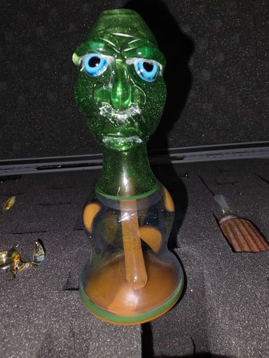 Preview pic of Voorhees Old School 14mm male joint rig