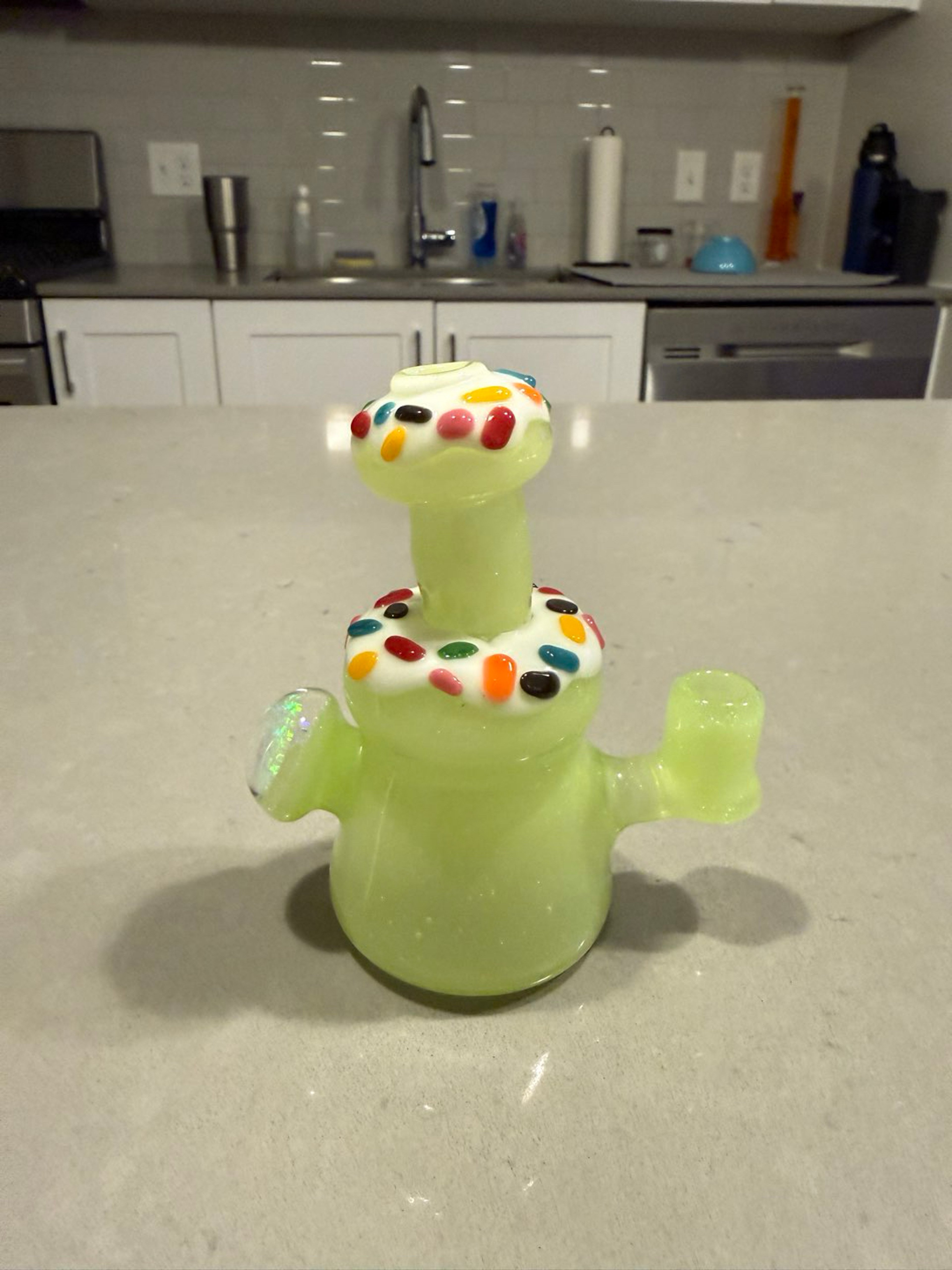 Preview pic of KGB Glass Donut