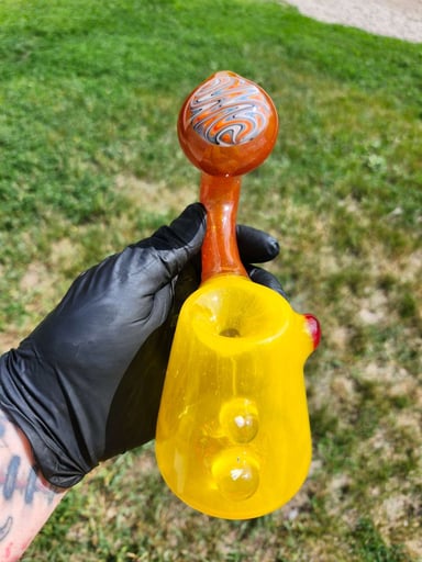 Preview pic of DEVILS_OWN_GLASS PUSH BUBBLER
