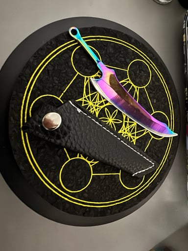 Preview pic of Fantasy Sword Anodized Dabber