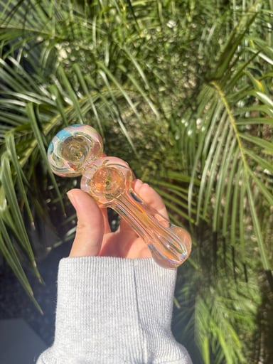 Preview pic of Color Changing Double Bowl Glass Pipe