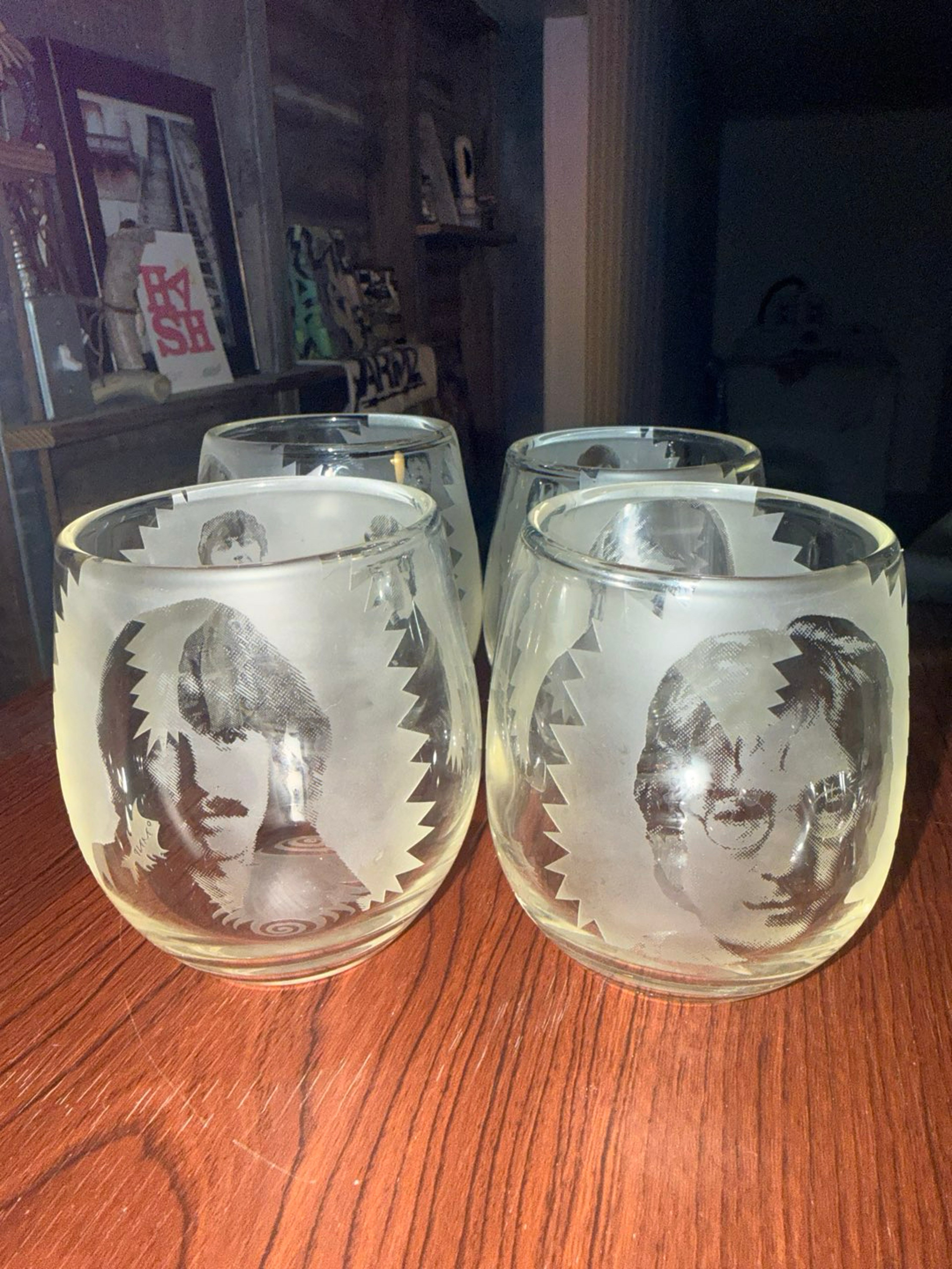 Preview pic of MNP Beatles set unused Rare vessels