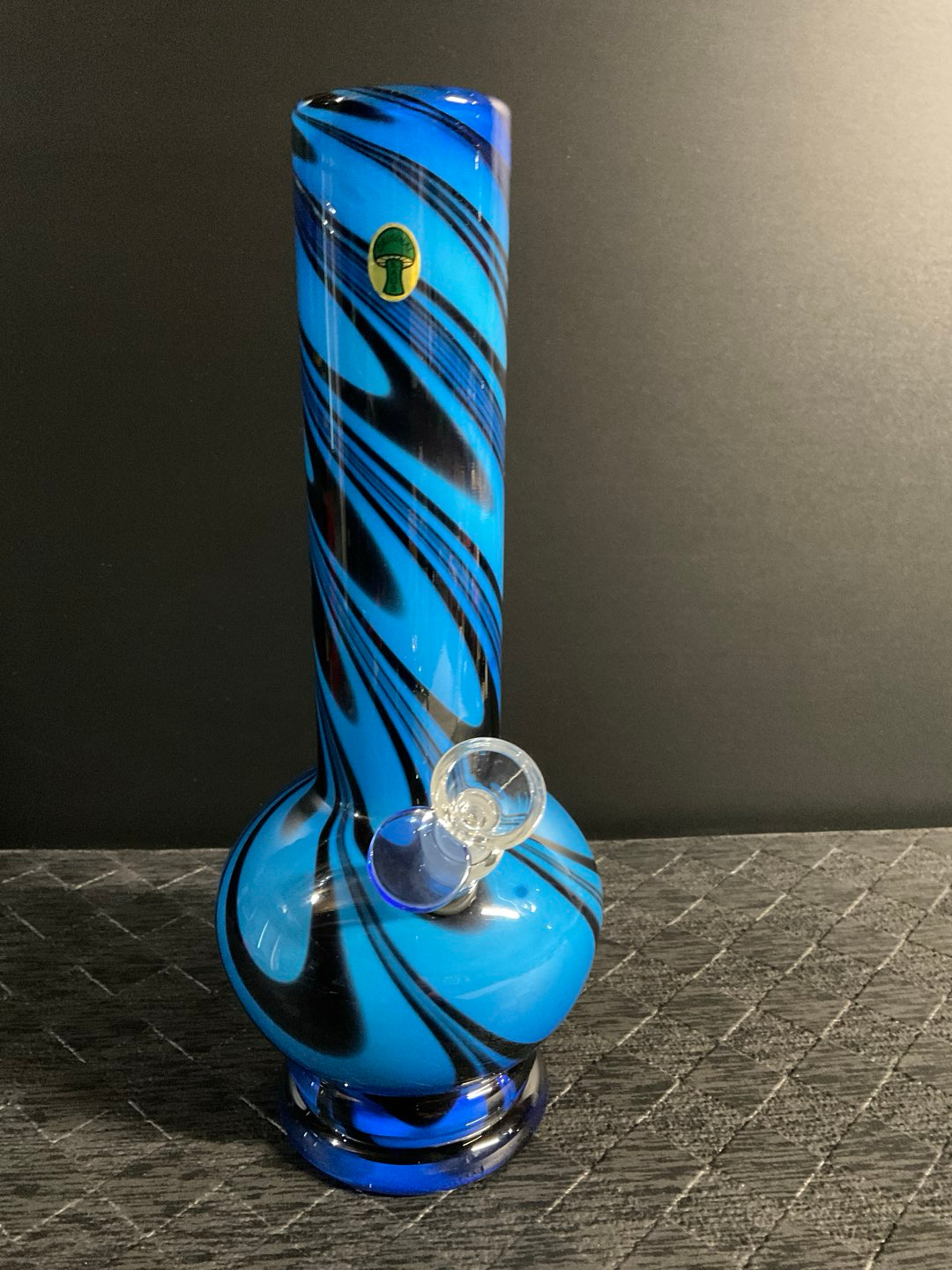 Preview pic of Original Kaos Vintage Bong