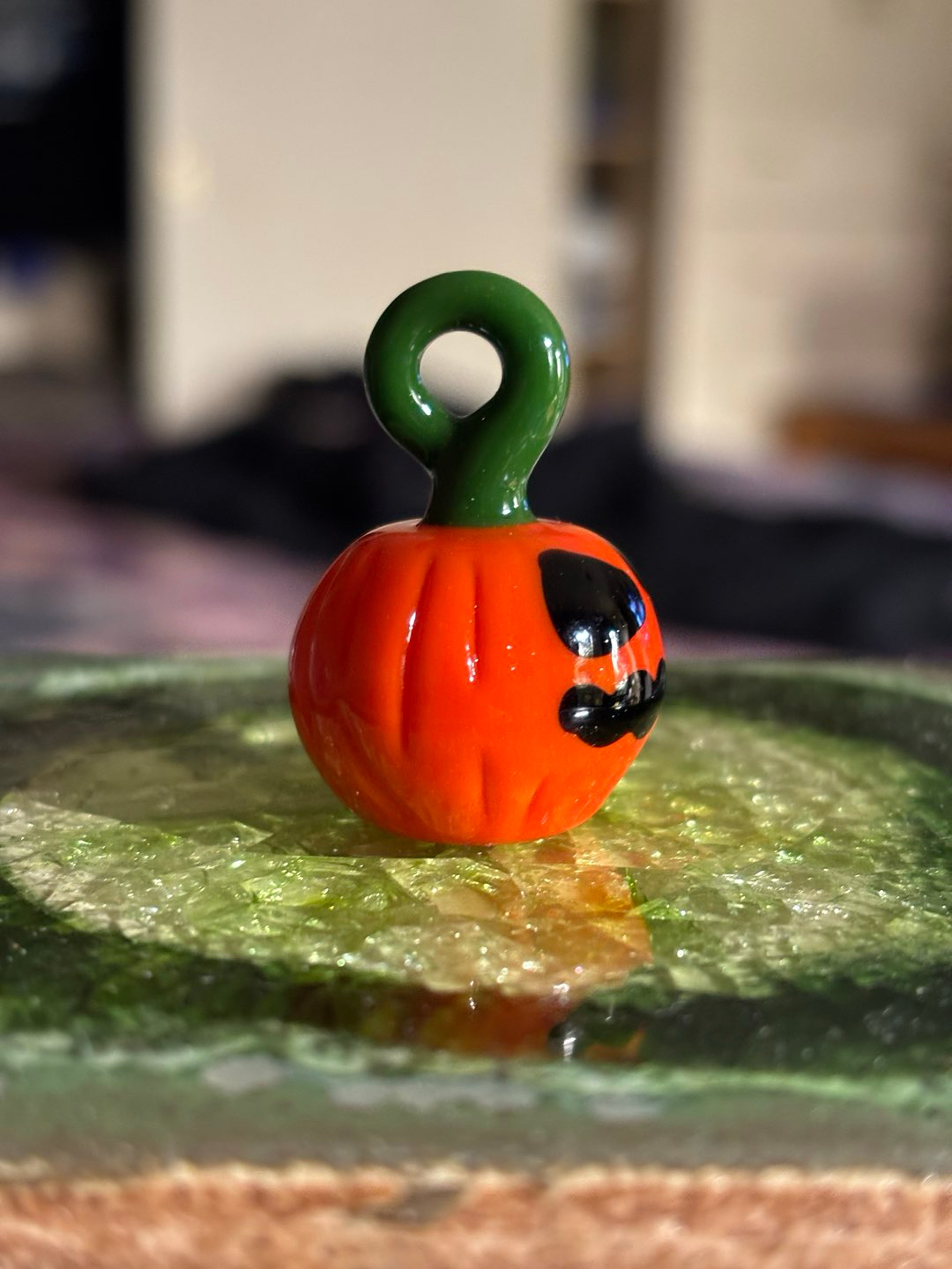 Preview pic of 🎃 Jack-o’-lantern 🎃 Pendant