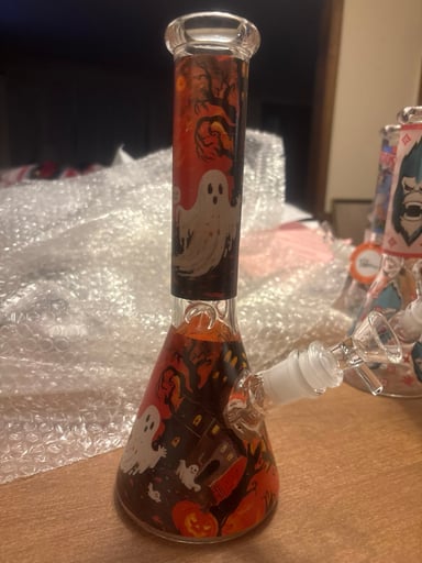 Preview pic of Halloween bong