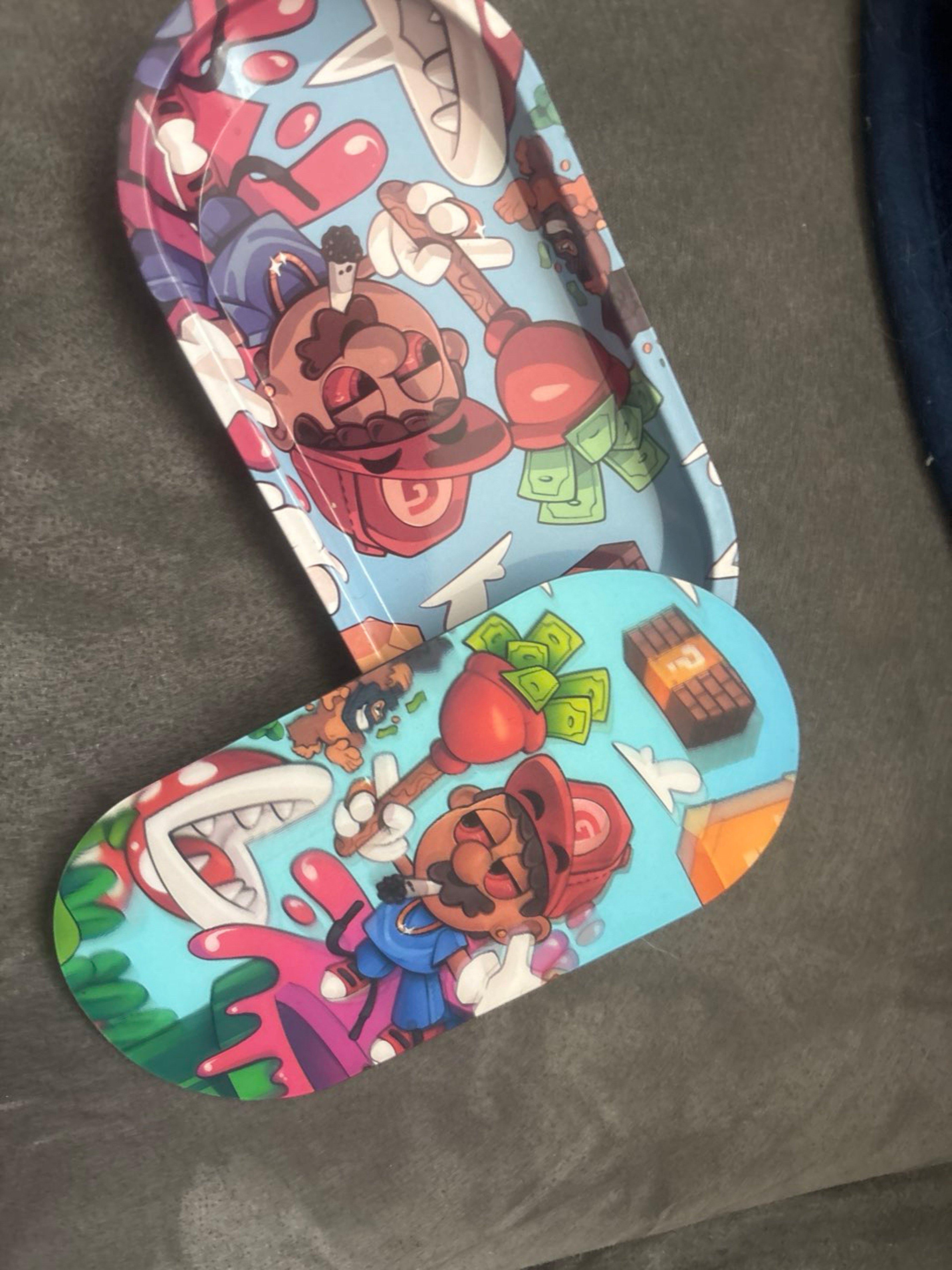 Preview pic of Rolling tray