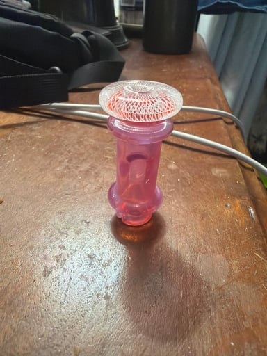 Preview pic of Gatez glass pivot top