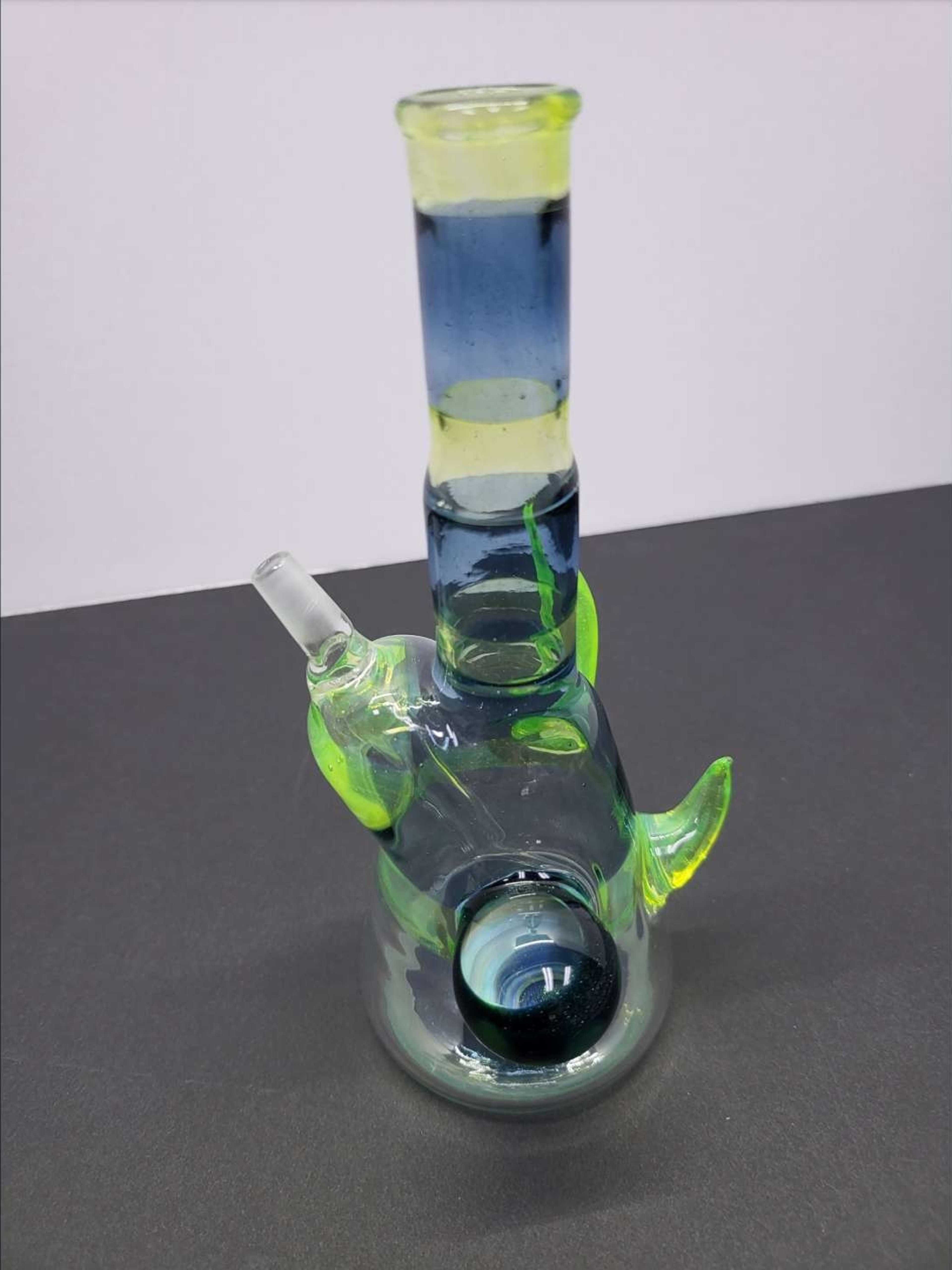 7" Sculptural Horned Rig w/ Applied Marble - NEW OLD STOCK image 0