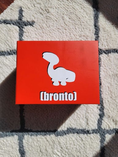 Preview pic of Elbo Glass 6 inch Vinyl Bronto Figure