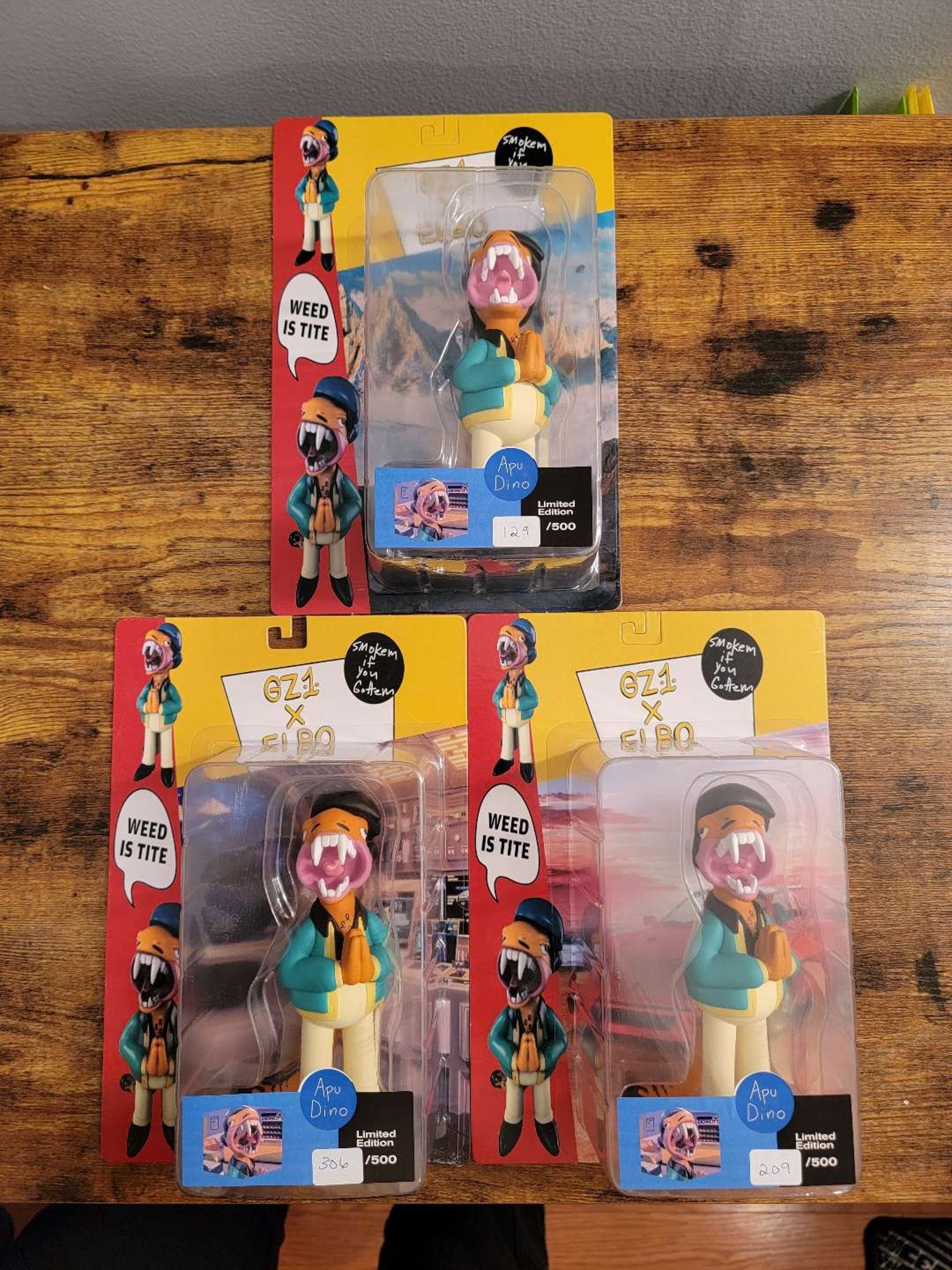 Preview pic of Elbo x Gz1 Apu Dino Vinyl Figure (5 inch)