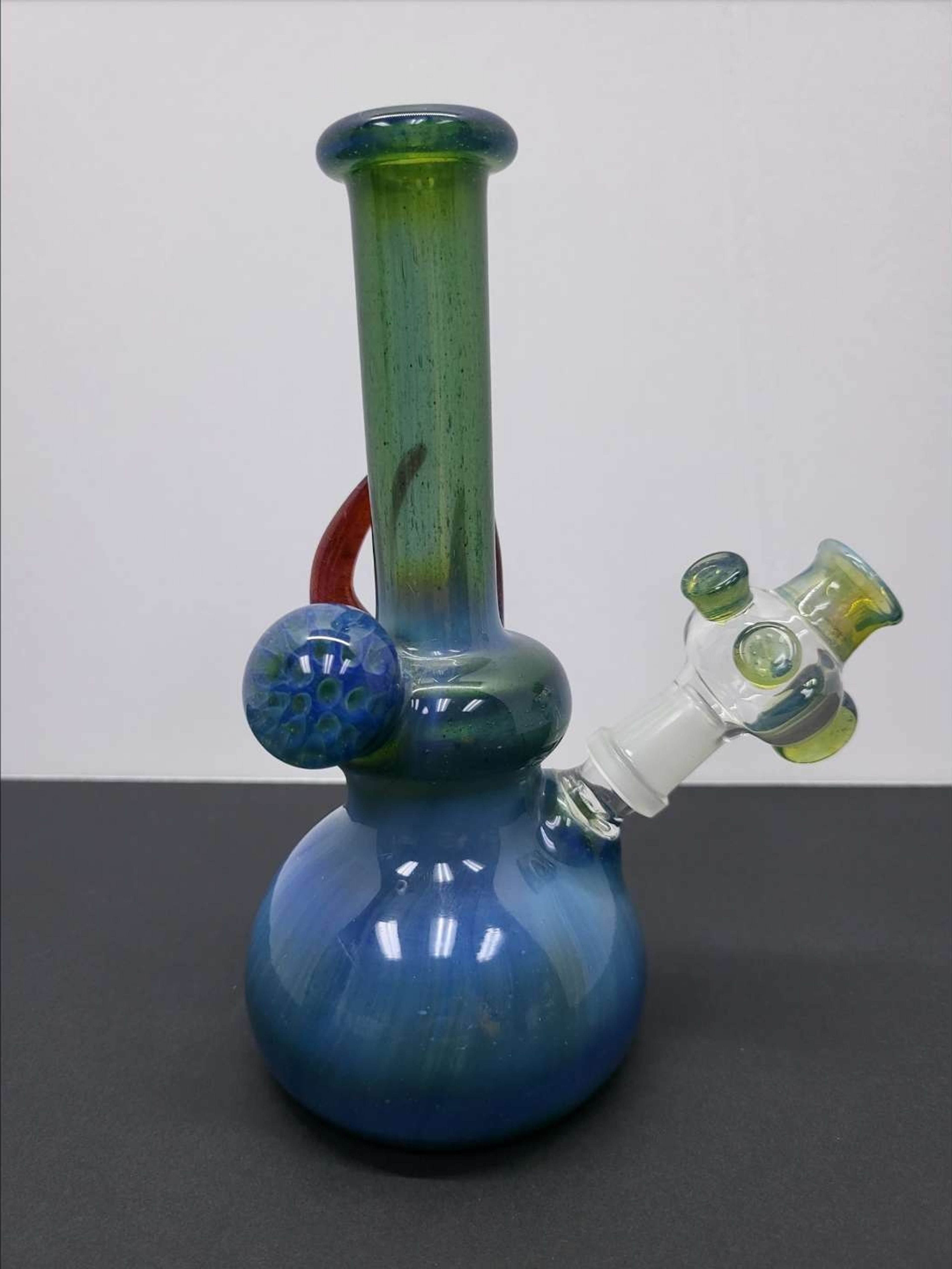 Preview pic of Curse Glass Worked Horned Rig w/ Original Matching Dome - NEW OLD STOCK