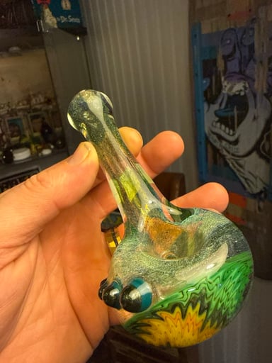 Preview pic of Worked dry pipe spoon
