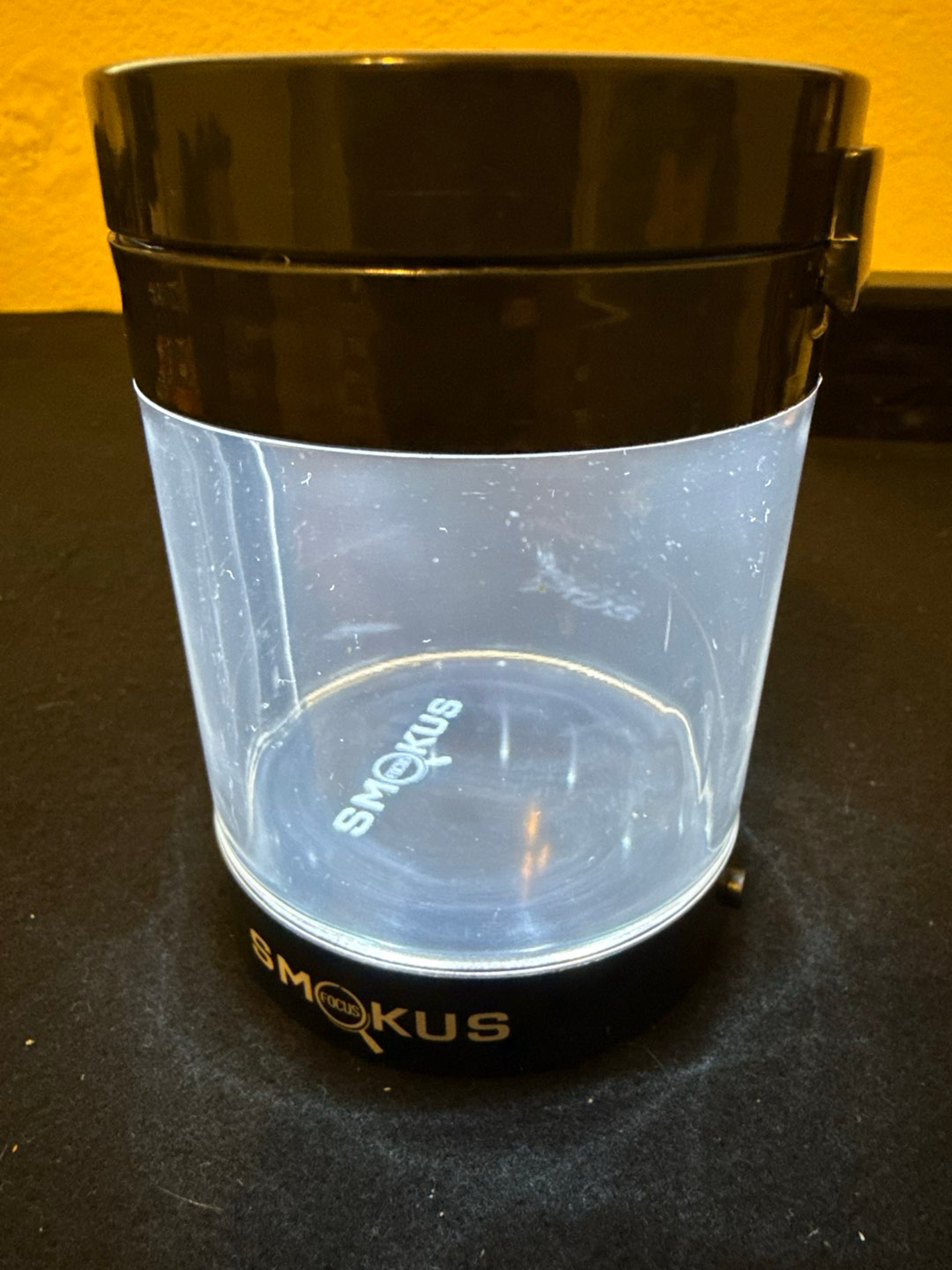 Preview pic of Smokus Focus Magnifier Jar, Lights Up