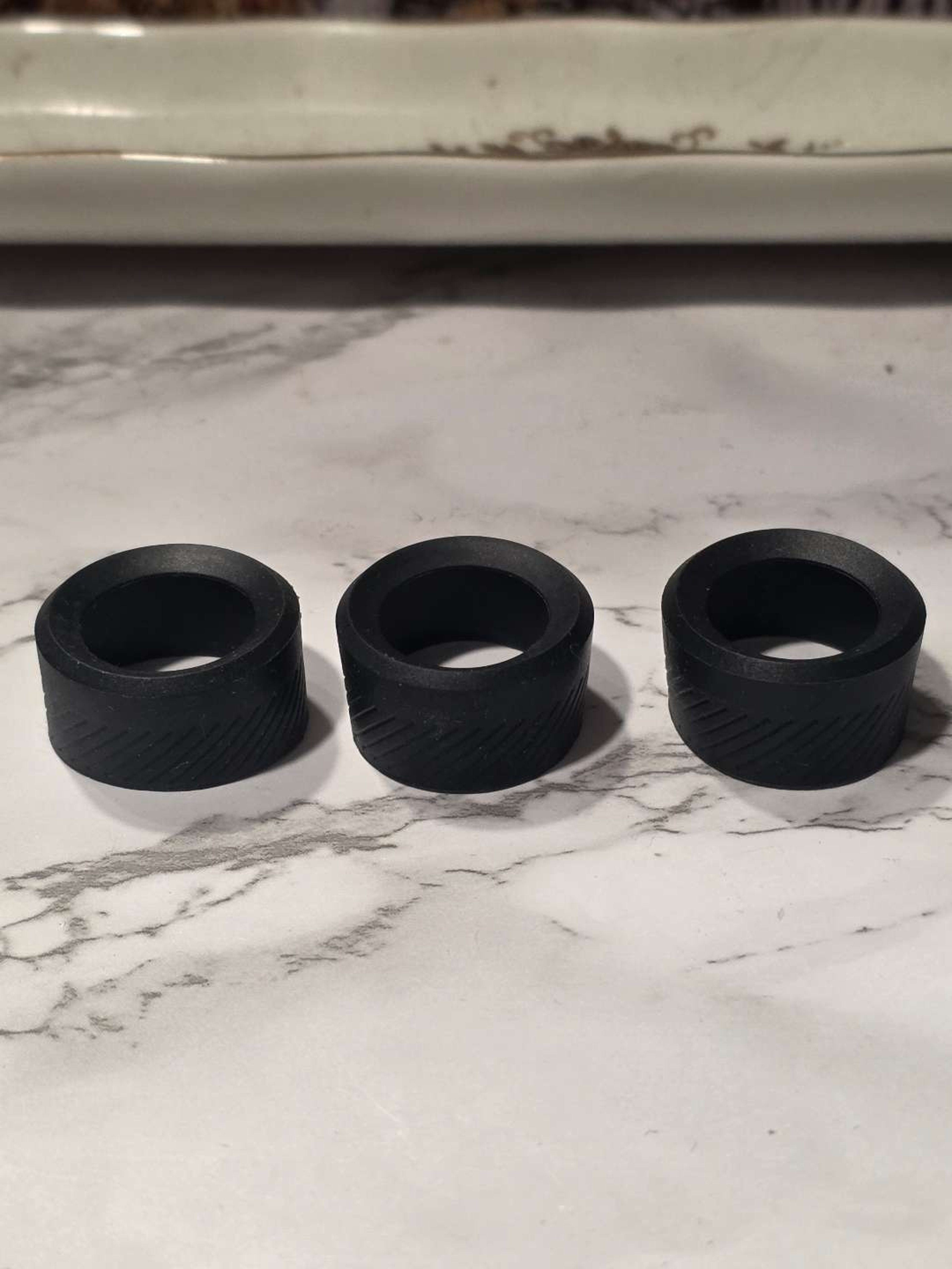 Black atomizer sleeve image 0