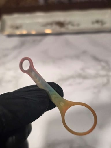 Preview pic of Puffco rainbow tether