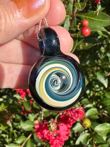 Preview pic of Vortex Pendant Blue Yellow White Green