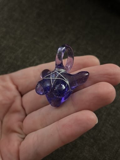 Preview pic of Bust pendant
