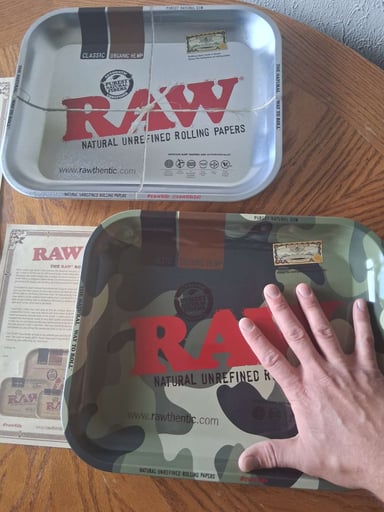 Preview pic of Authentic monster RAW brand rolling trays, 2 for the deal