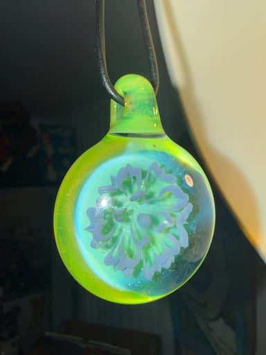 Preview pic of Slime UV worked pendant