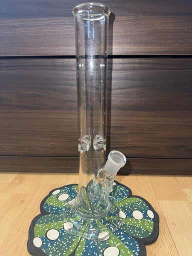 Preview pic of Straight tube