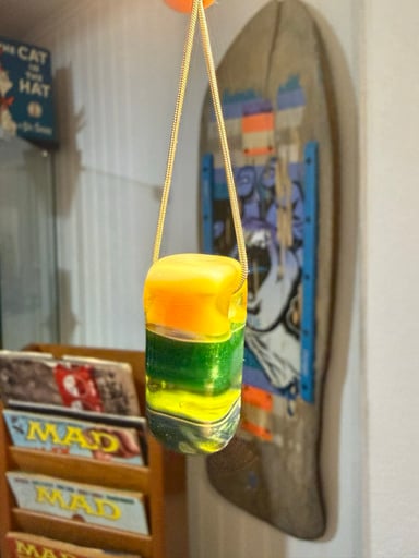 Preview pic of Square UV pendant