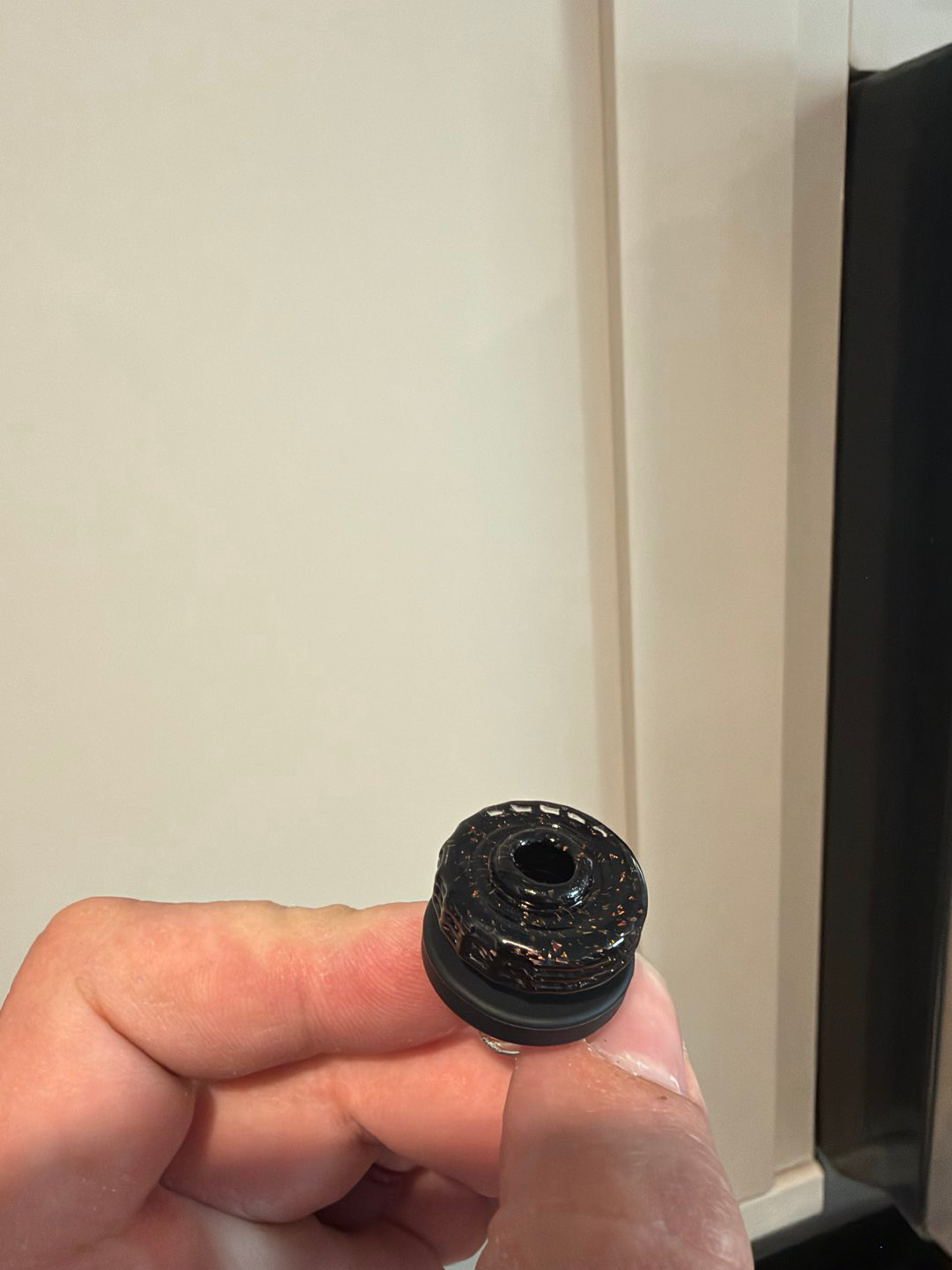 Preview pic of Nib spinner joystick black dichro with gold sparkles