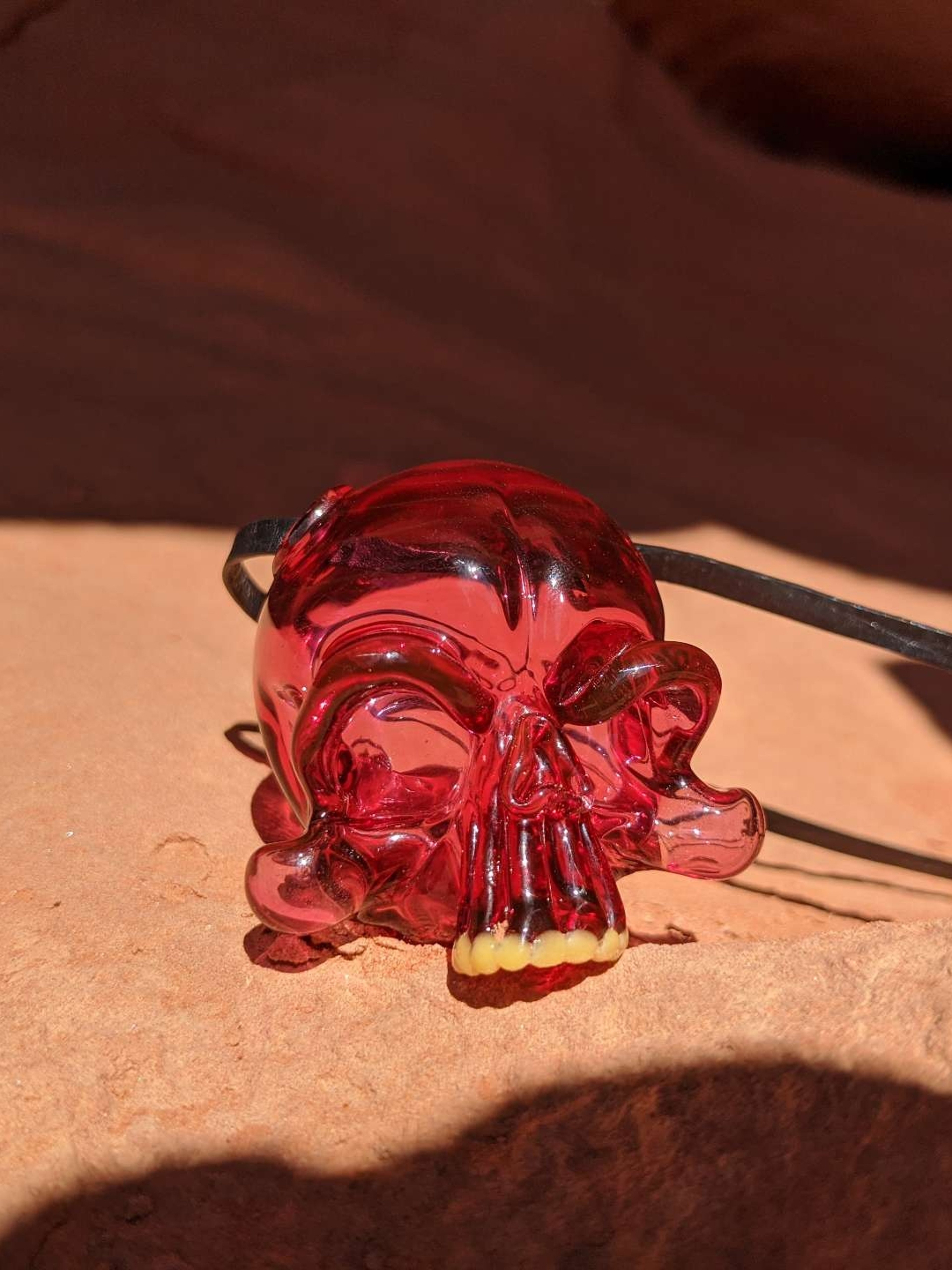 Preview pic of Hendy Gold Ruby Skull Pendant