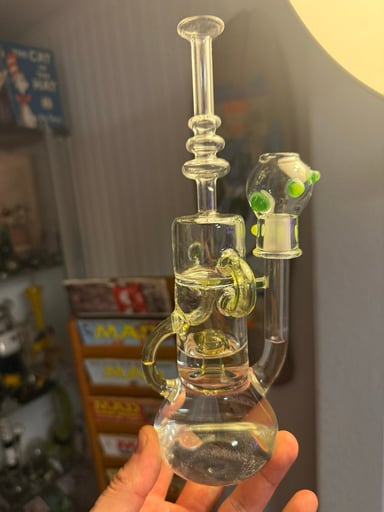 Preview pic of Recycler rig with UV green accents