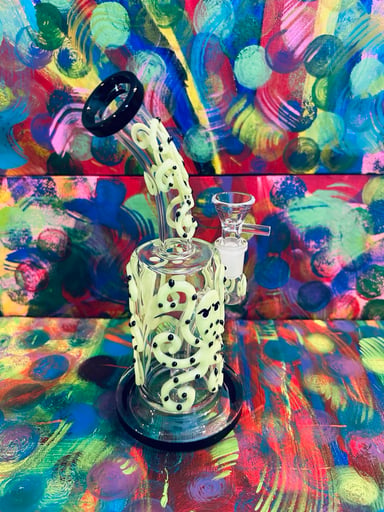 Preview pic of Glow in the dark Octopus Glass water bong