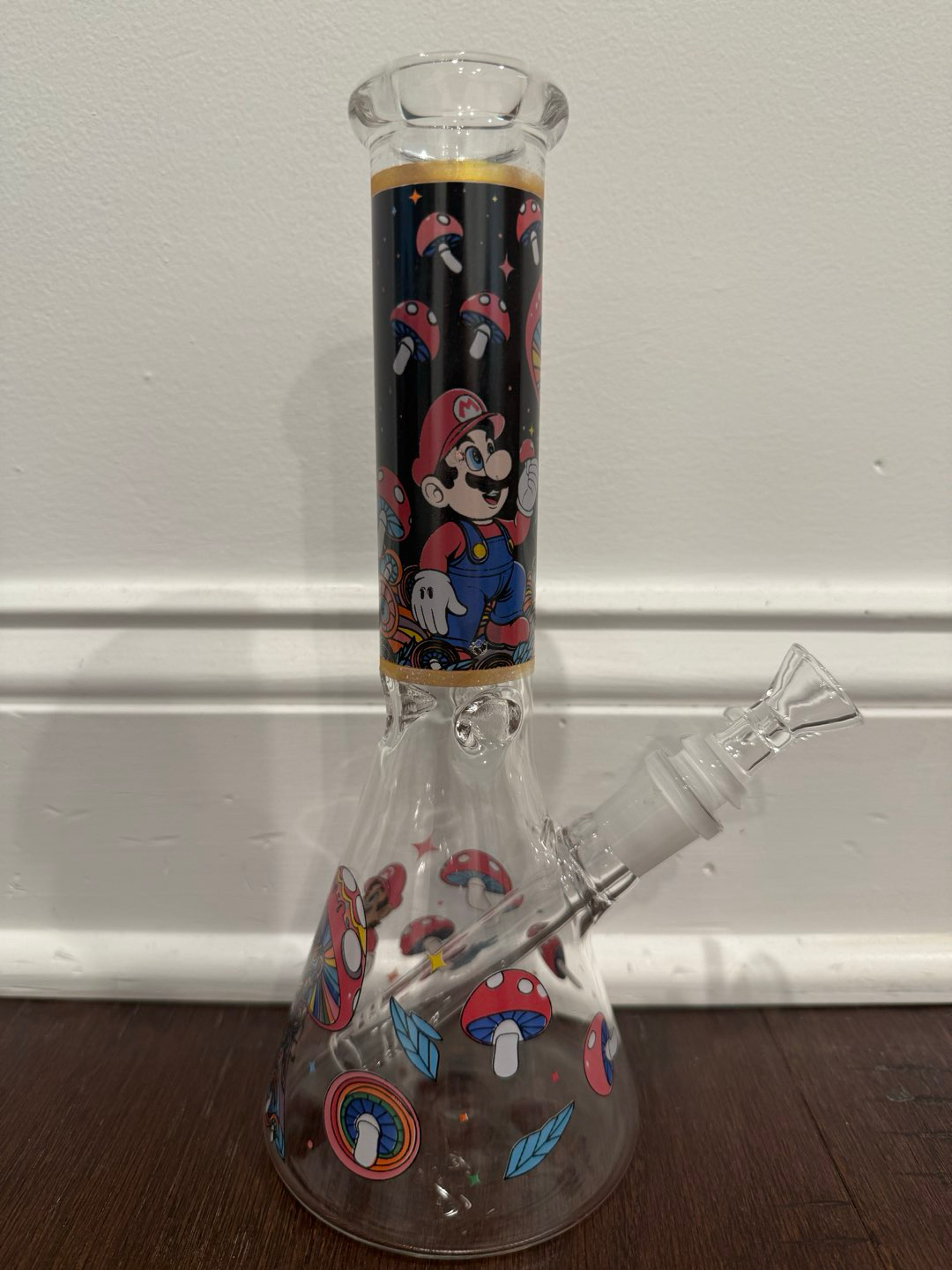 Preview pic of 10” Premium Beaker Bottom Mario Mushrooms 14mm