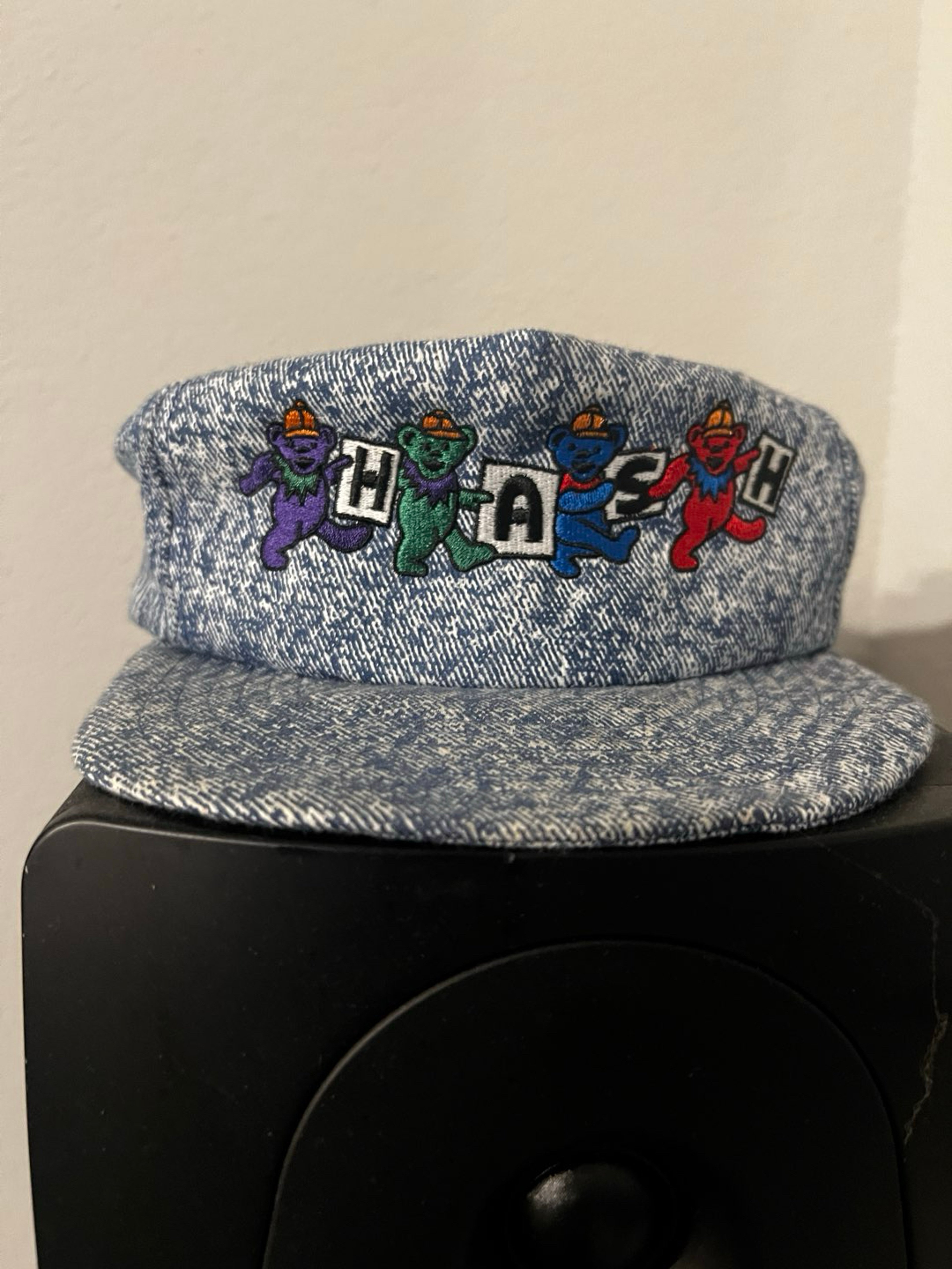 Allmyhatsaredead stonewash dancing bears image 0