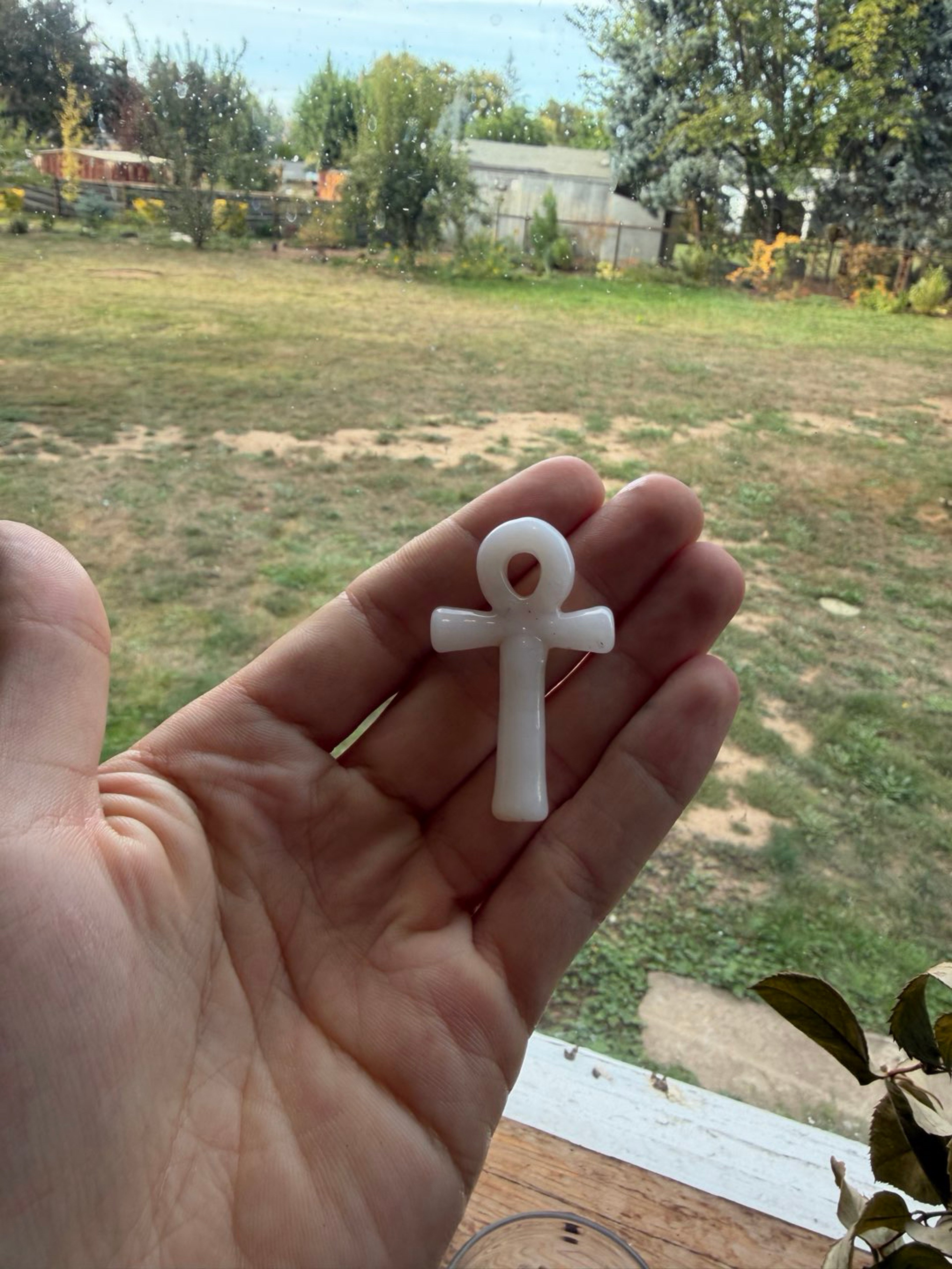 Preview pic of CloudedGlass Ankh Charm #2